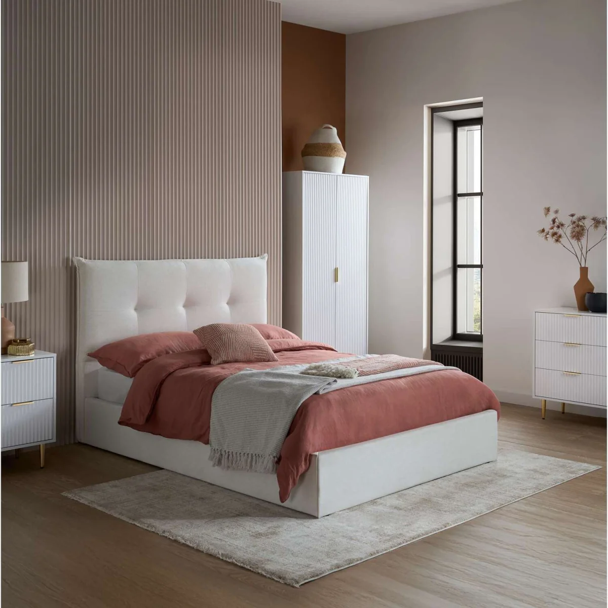 Zara Pair Of Bedsides 2 Drawer Bundle - White – image 6