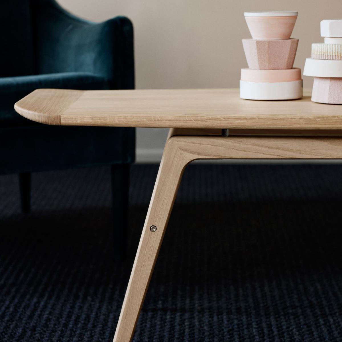 White oiled oak Surfboard Coffee Table – image 5