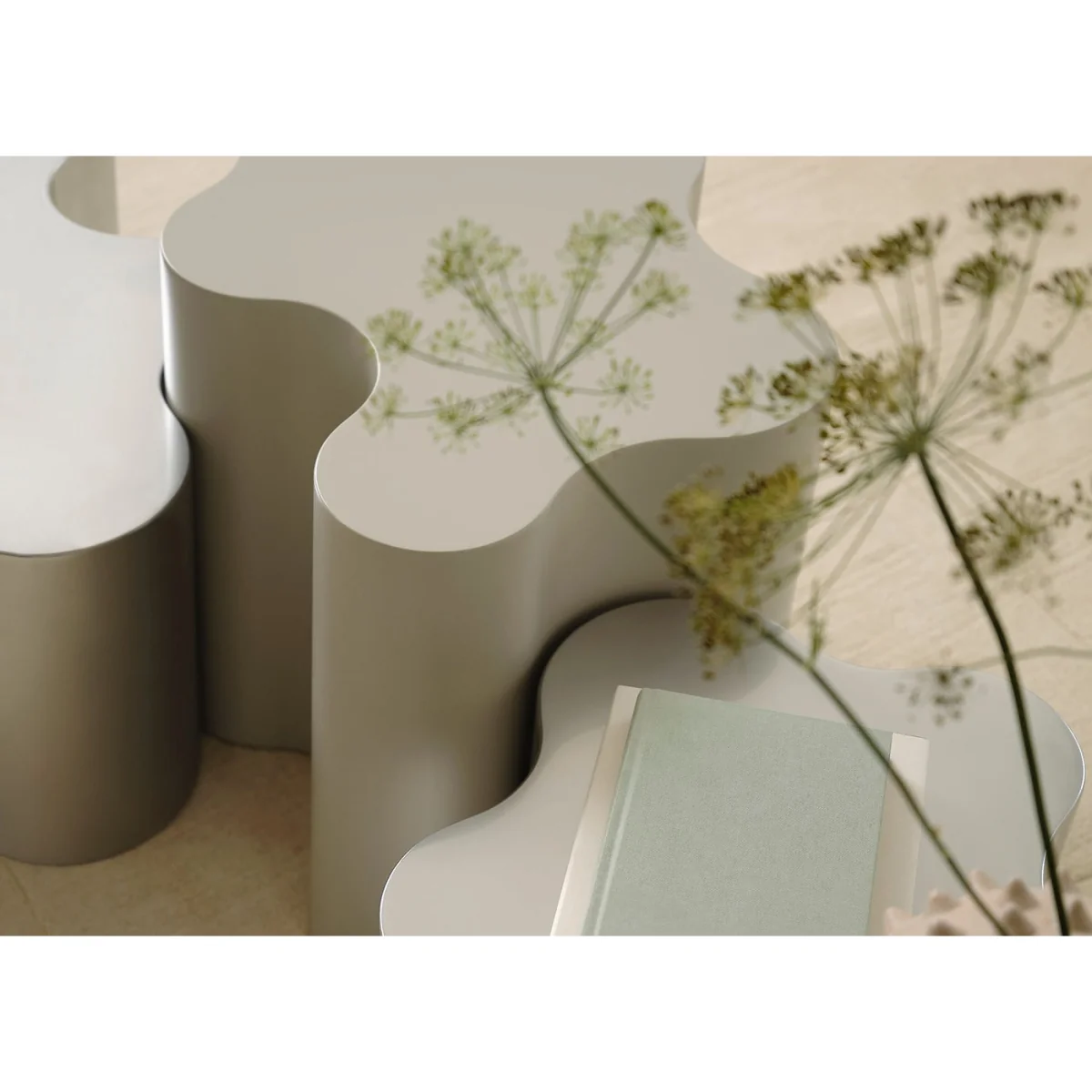 Saba Italia Teatro Magico Low Table Set Quartz Grey & Silk Grey – image 3
