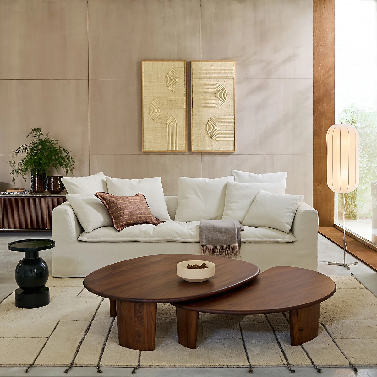 Guimel Solid Walnut Coffee Table – image 2
