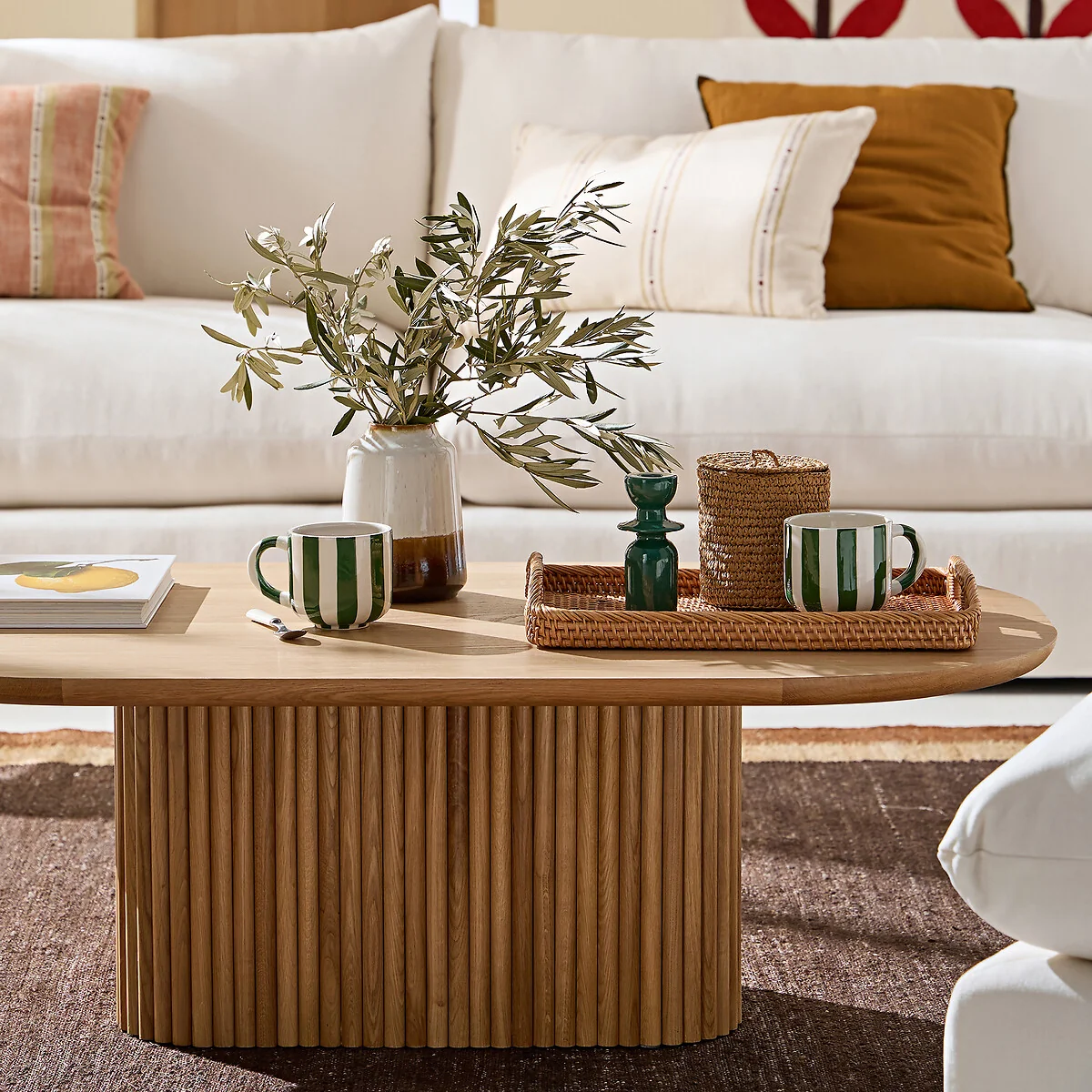 Tamula Oak Veneer Coffee Table – image 2