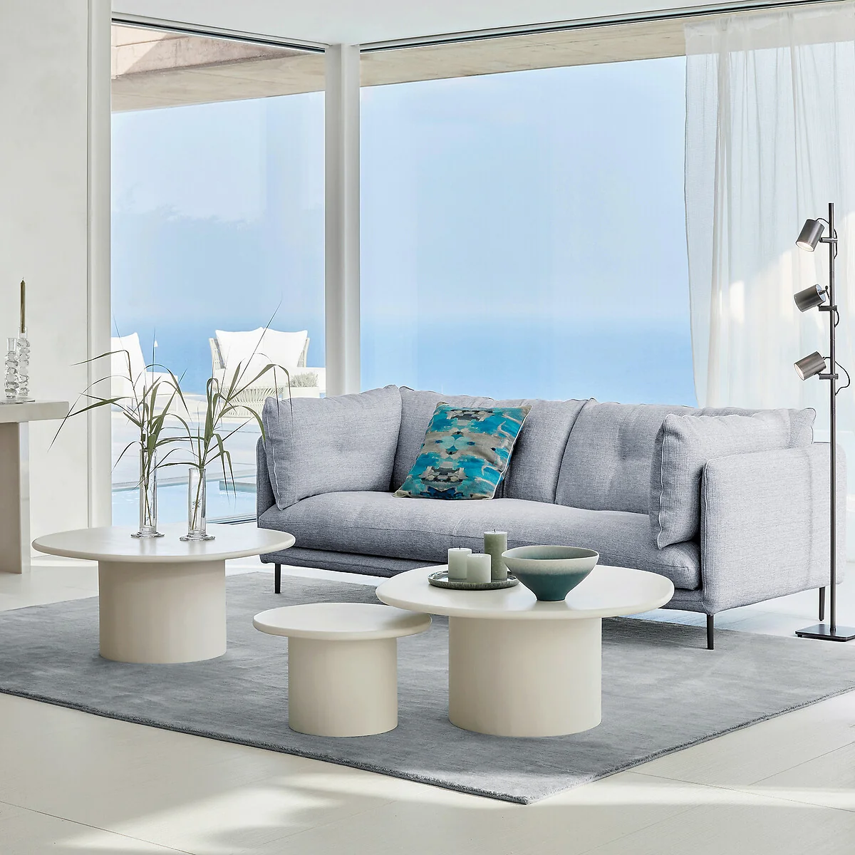 Oreus Coffee Table in Solid Acacia, Height 38.5cm – image 2