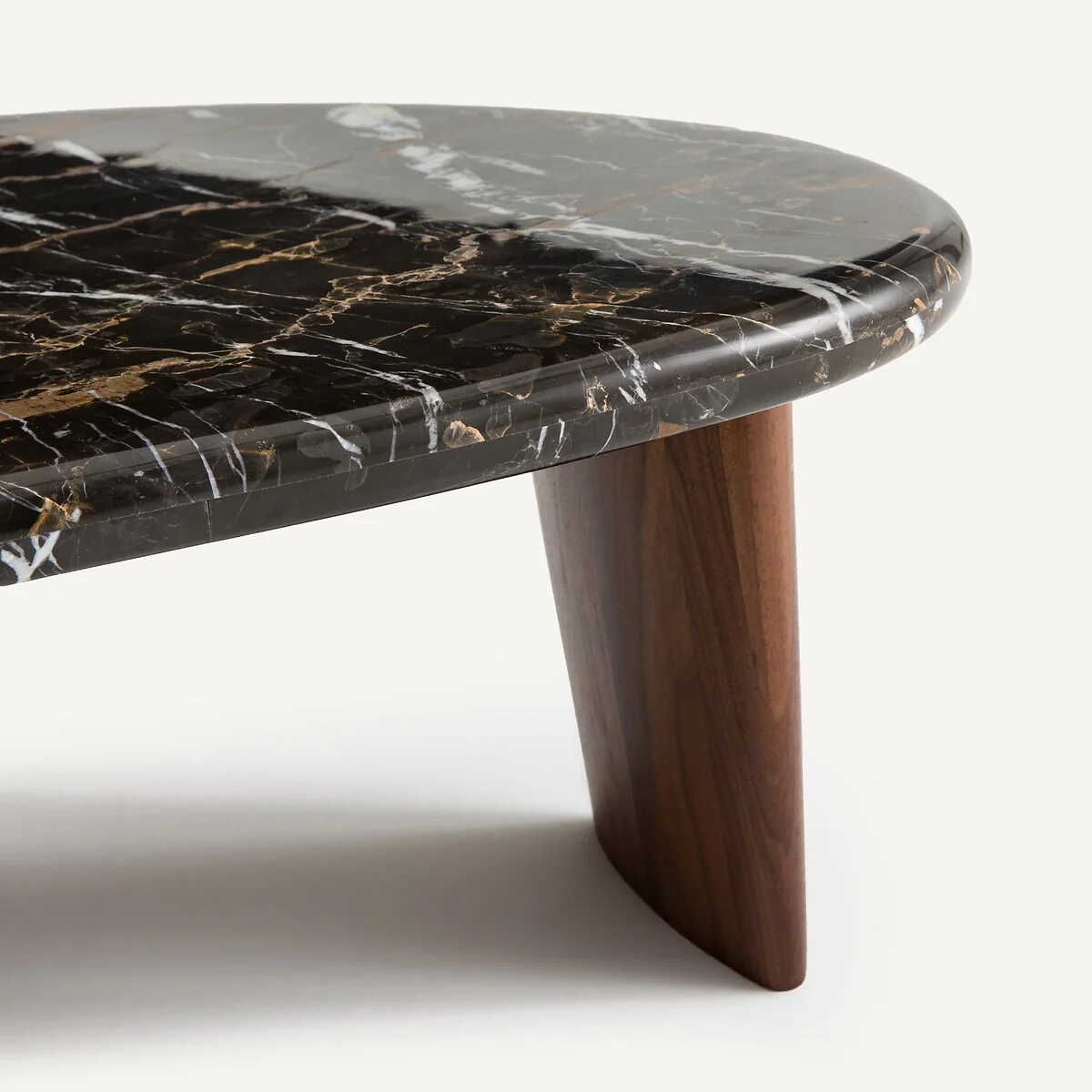Guimel Coffee Table in Amber Marble – image 4