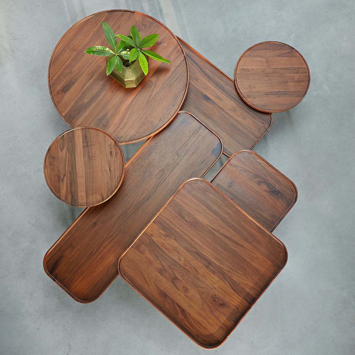 Magosia Coffee Table in Solid Walnut, Large Model – image 5