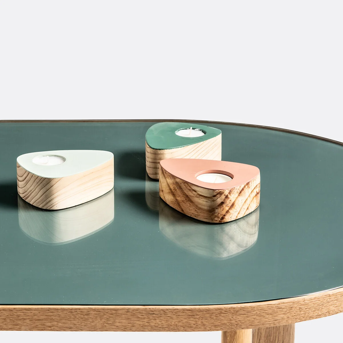 Evergreen Oak Veneer and Glass Coffee Table – image 5