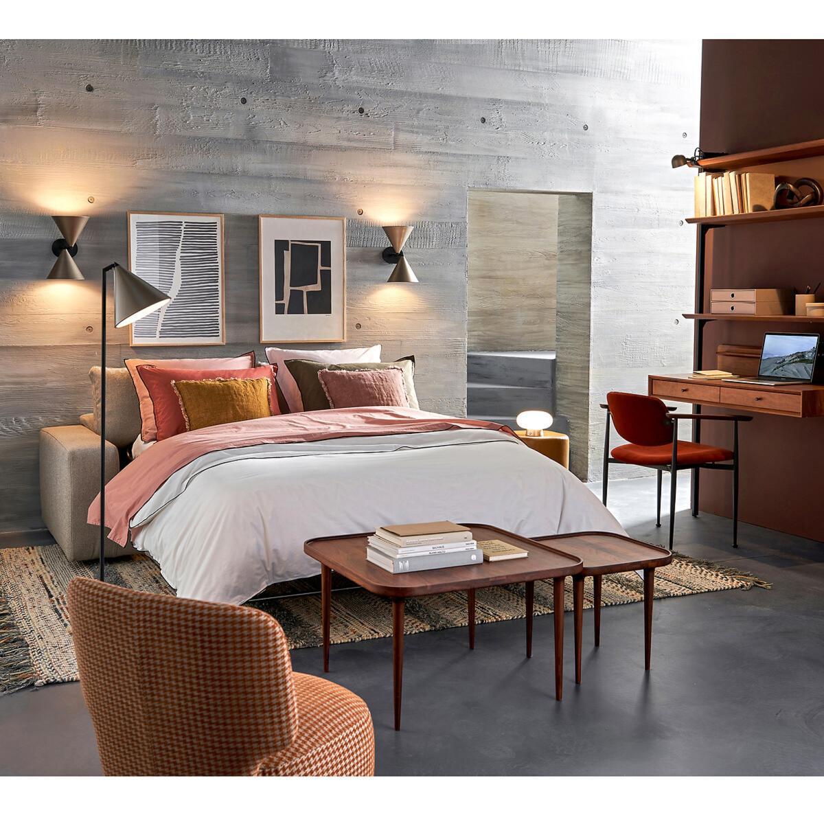 Magosia Walnut Coffee Table, Small Model – image 6