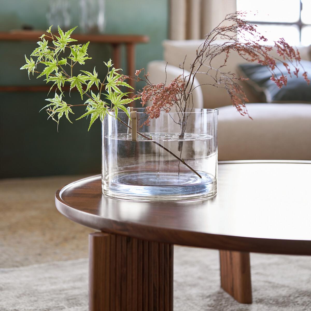 Diagil Round Walnut Coffee Table – image 5