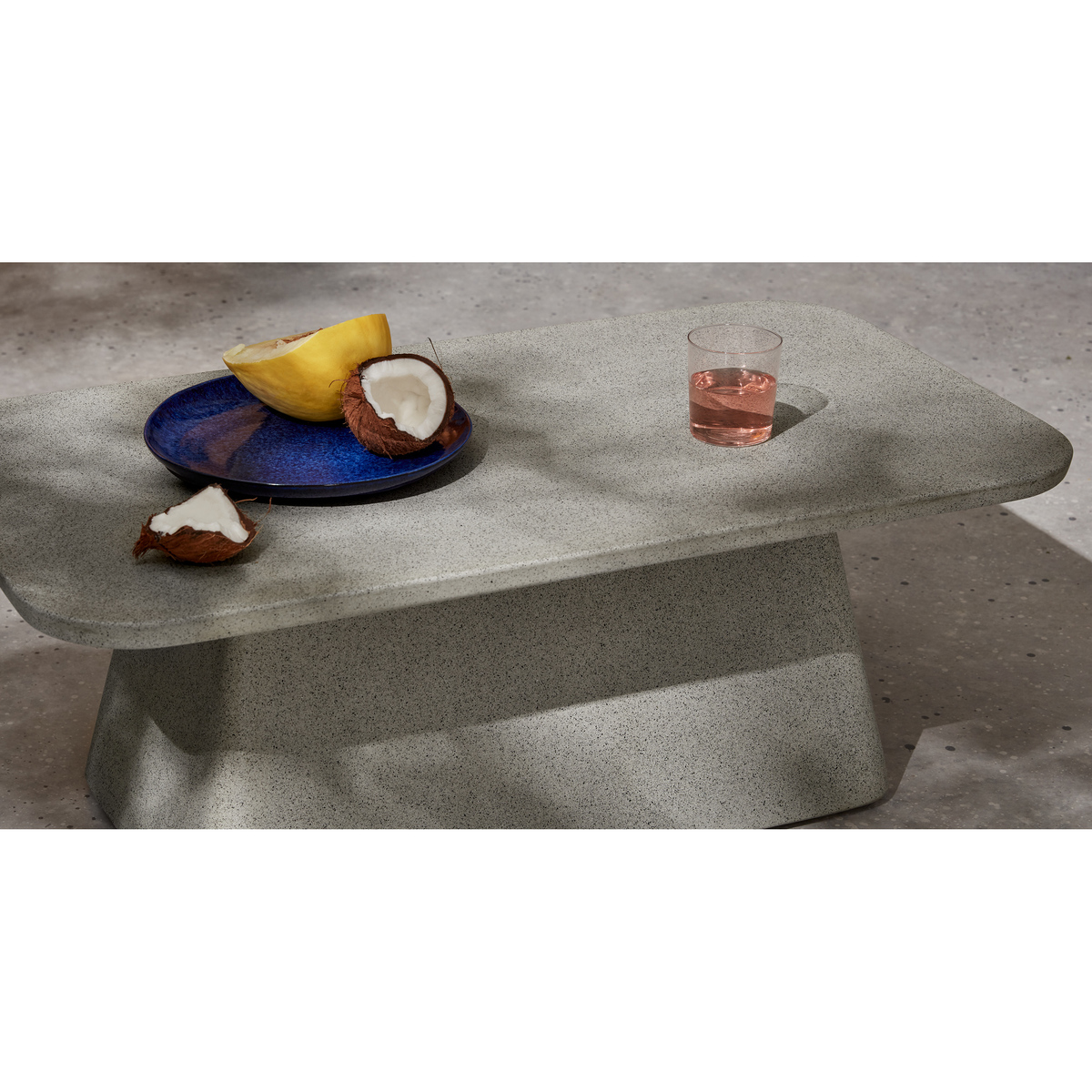 Kalaw Garden Coffee Table, Grey Concrete – image 3