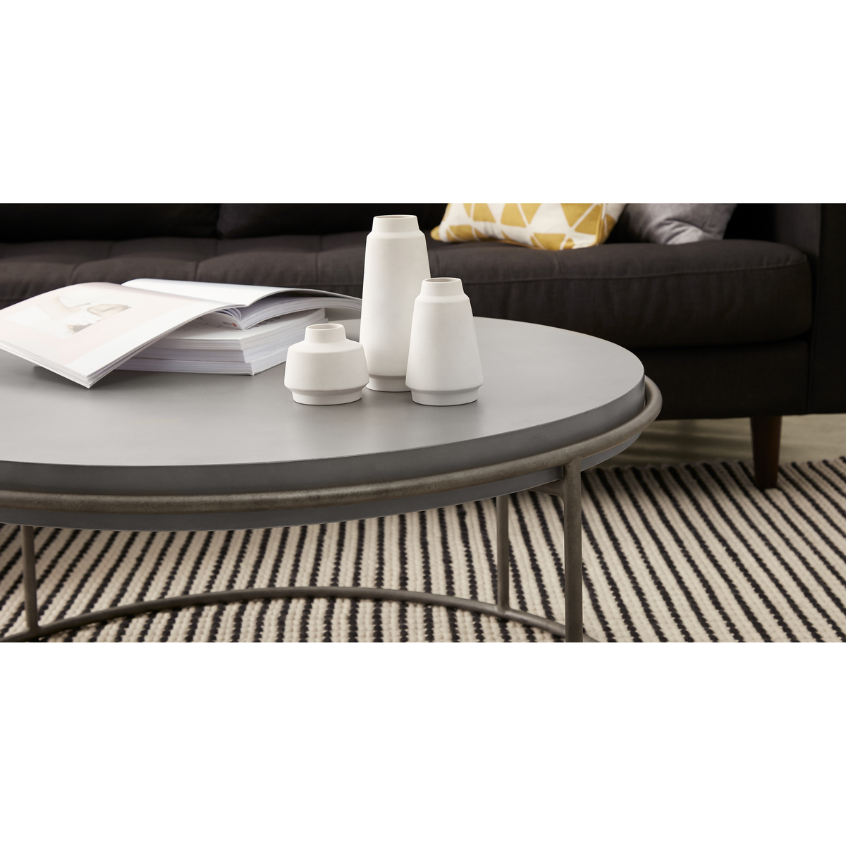 Zurn Round Coffee Table, Concrete – image 3