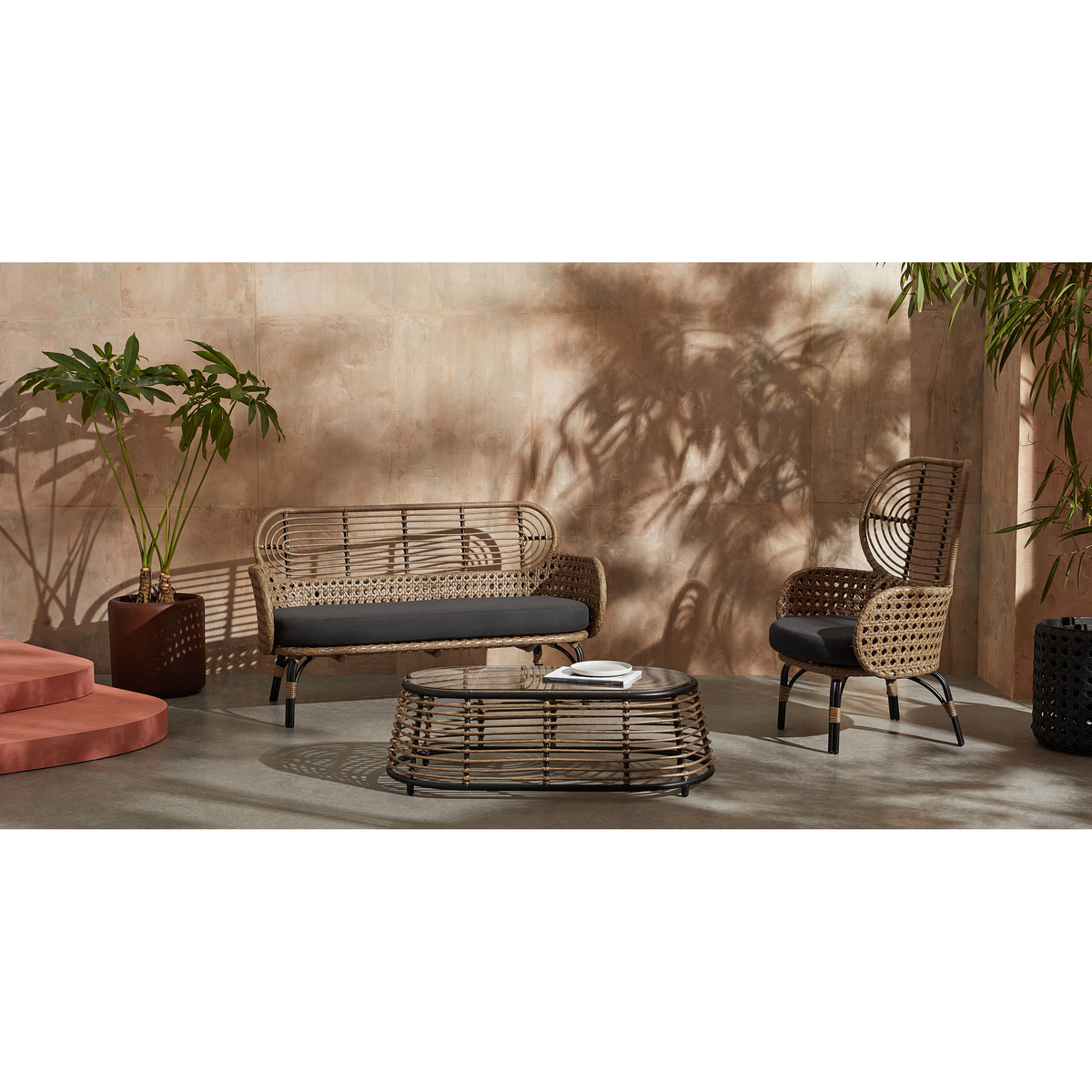 Swara Garden Coffee Table, Natural Polyrattan and Glass – image 5