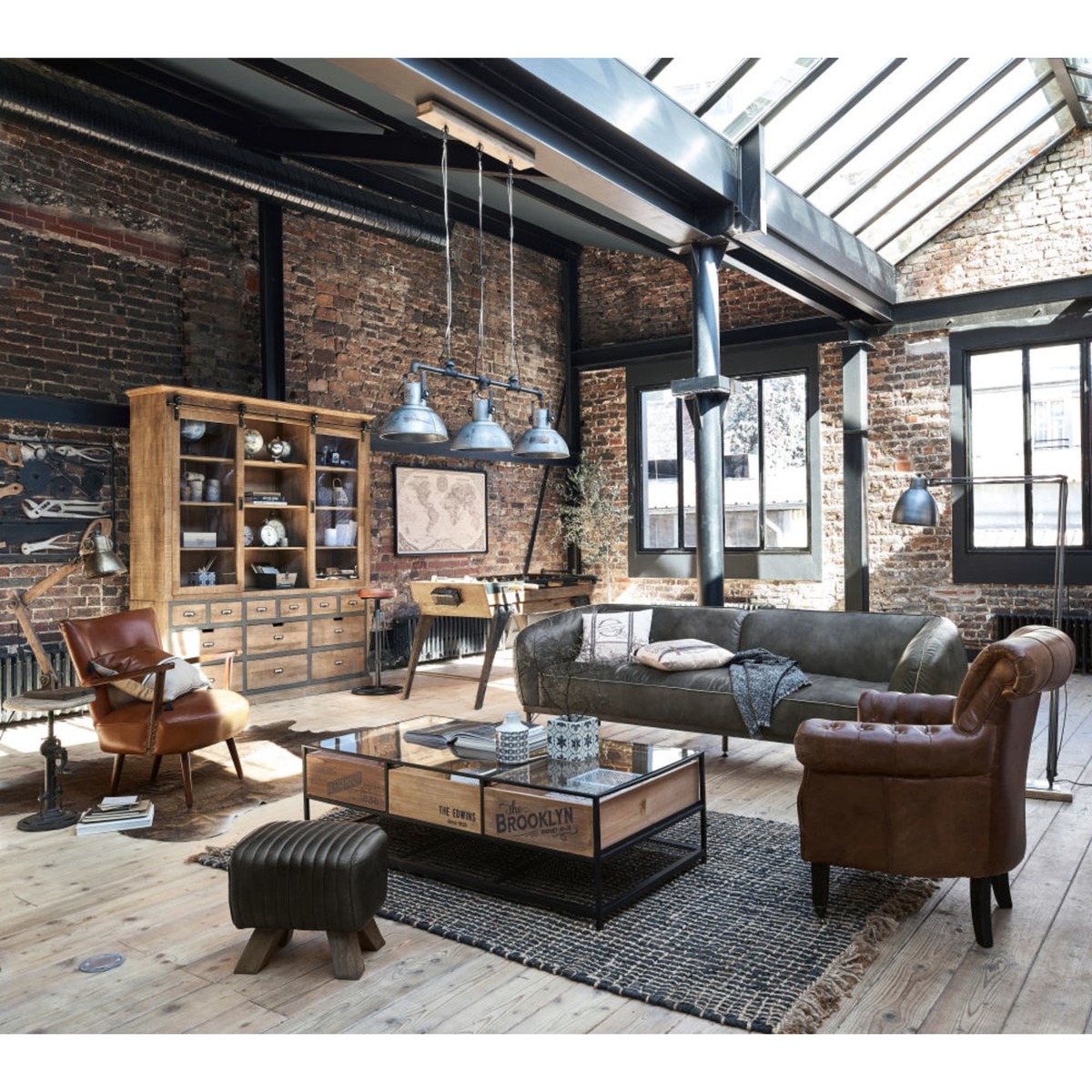 Black Metal and Glass 3-Drawer Industrial Coffee Table Papel – image 8