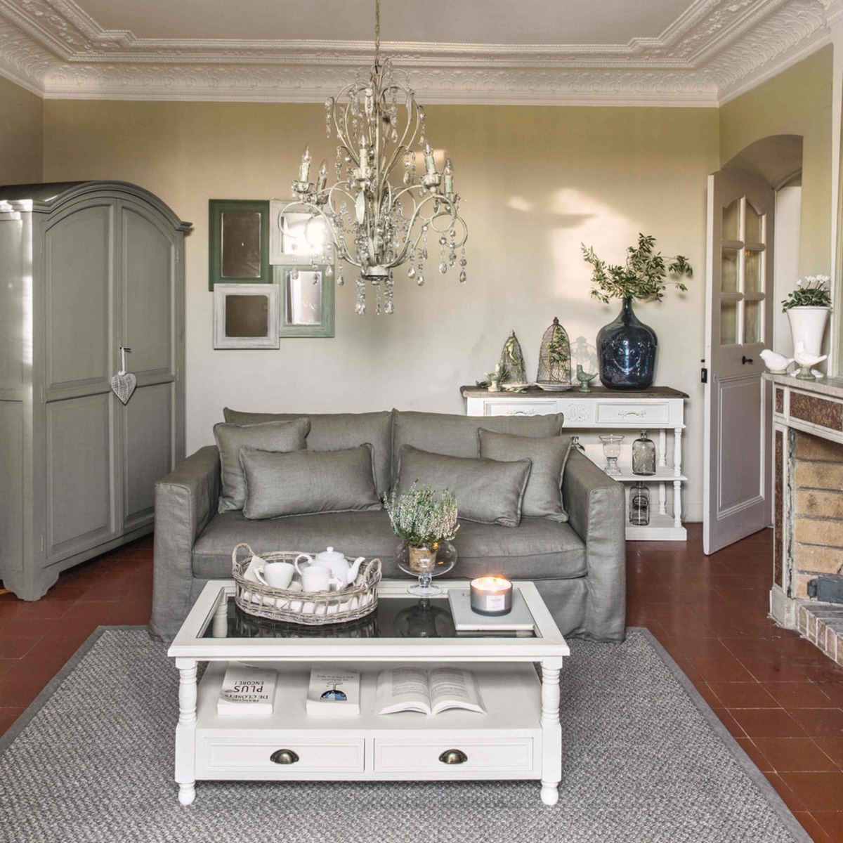 White 2-Drawer Coffee Table Joséphine – image 6