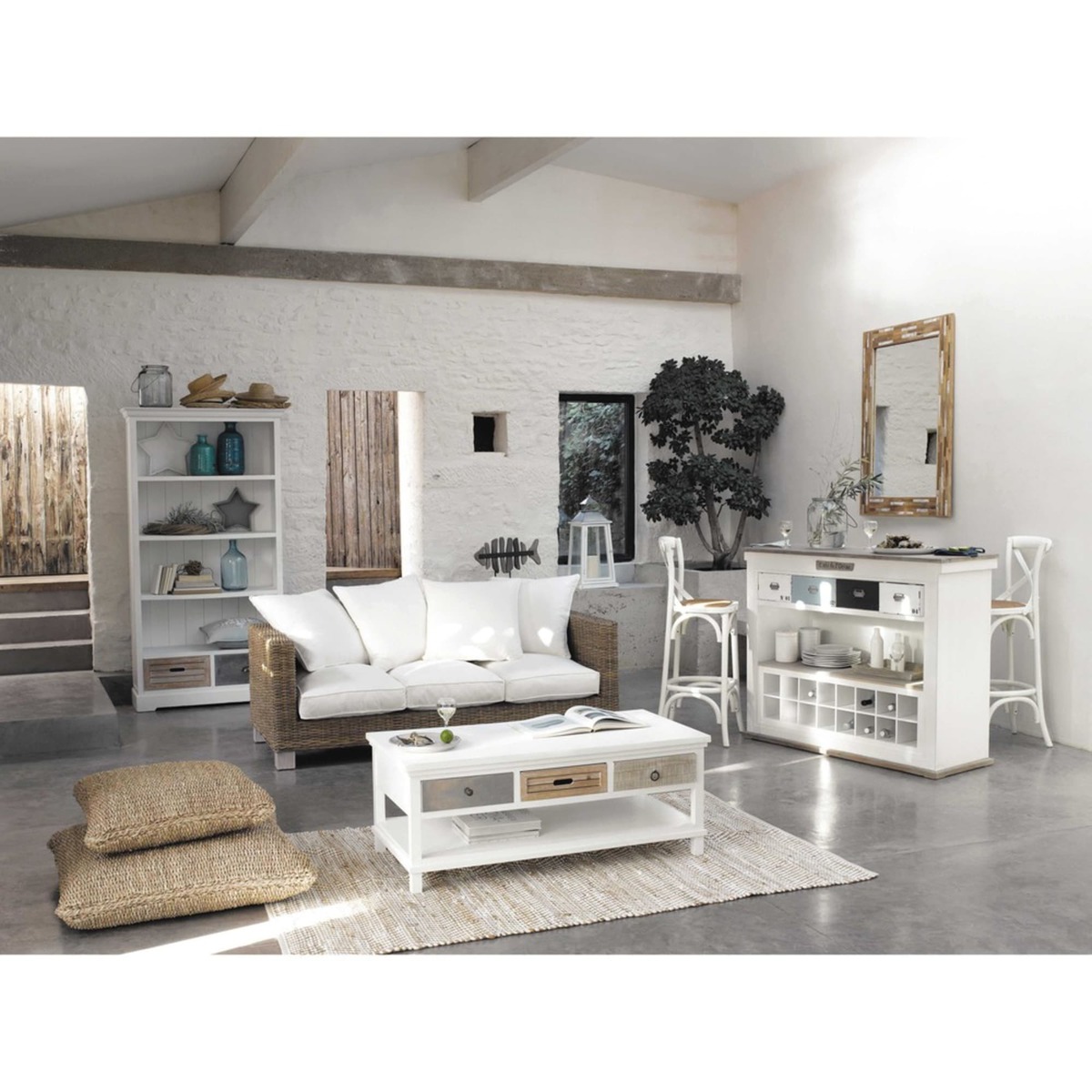 White coffee table Ouessant – image 3