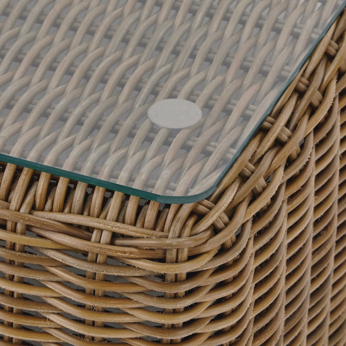 Wicker and tempered glass garden coffee table W 77cm Fidji – image 3