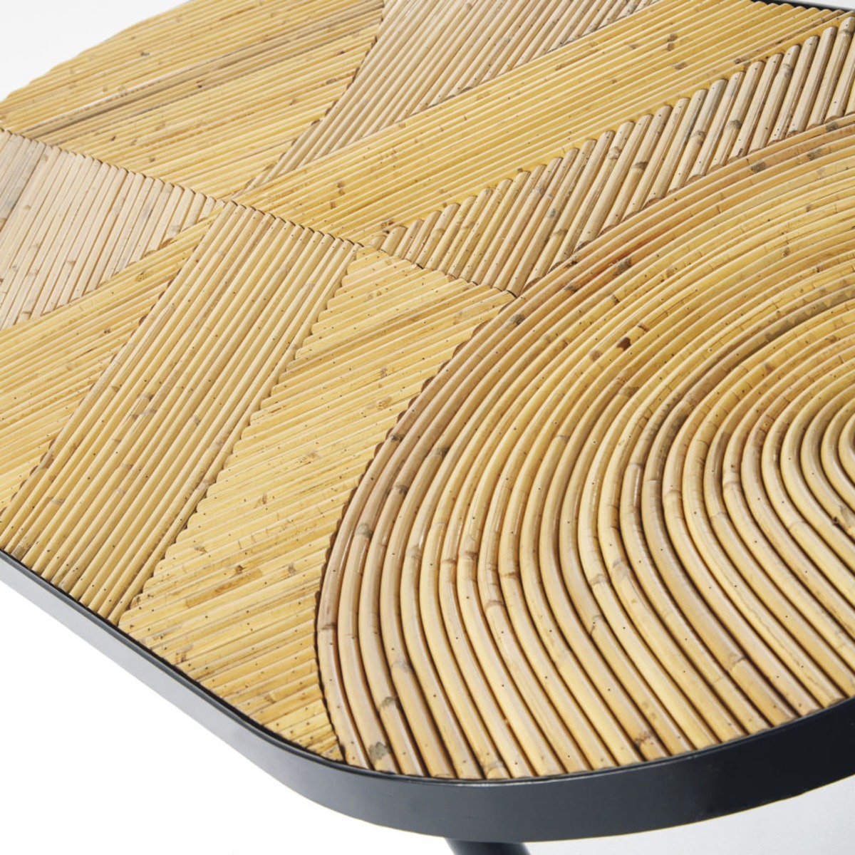 Rattan and Black Metal Coffee Table Manari – image 4