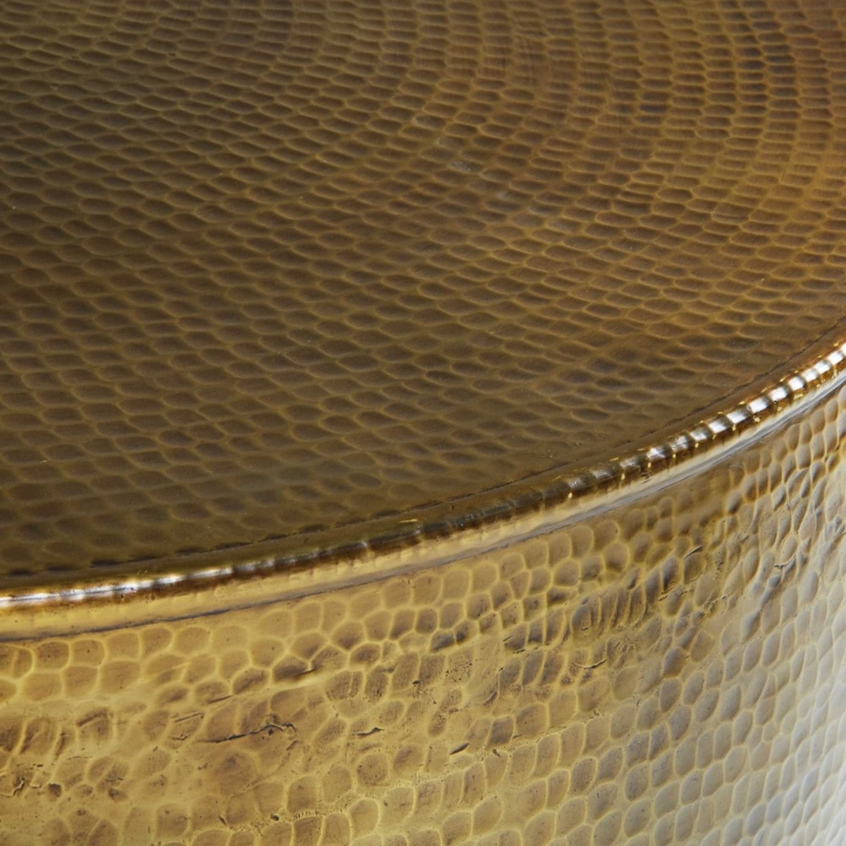 Gold hammered aluminium coffee table Paloma – image 3