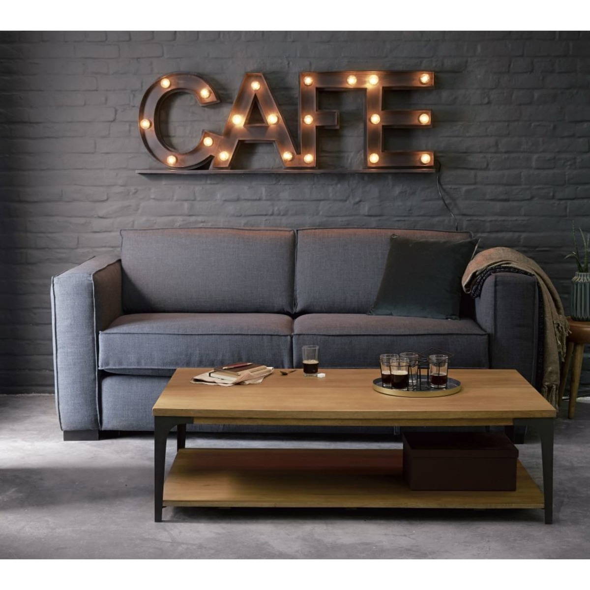 Solid mango wood and metal coffee table Metropolis – image 7