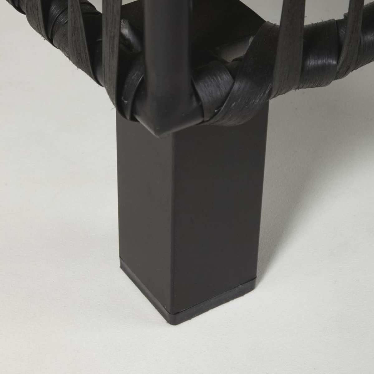 Black Woven Resin and Glass Garden Coffee Table Massai – image 5