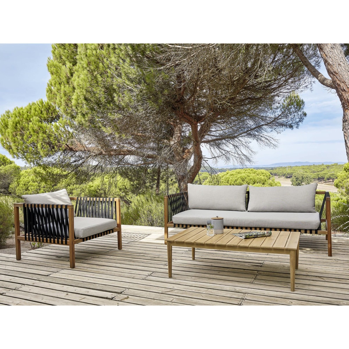 Solid Acacia Garden Coffee Table Galapagos – image 8