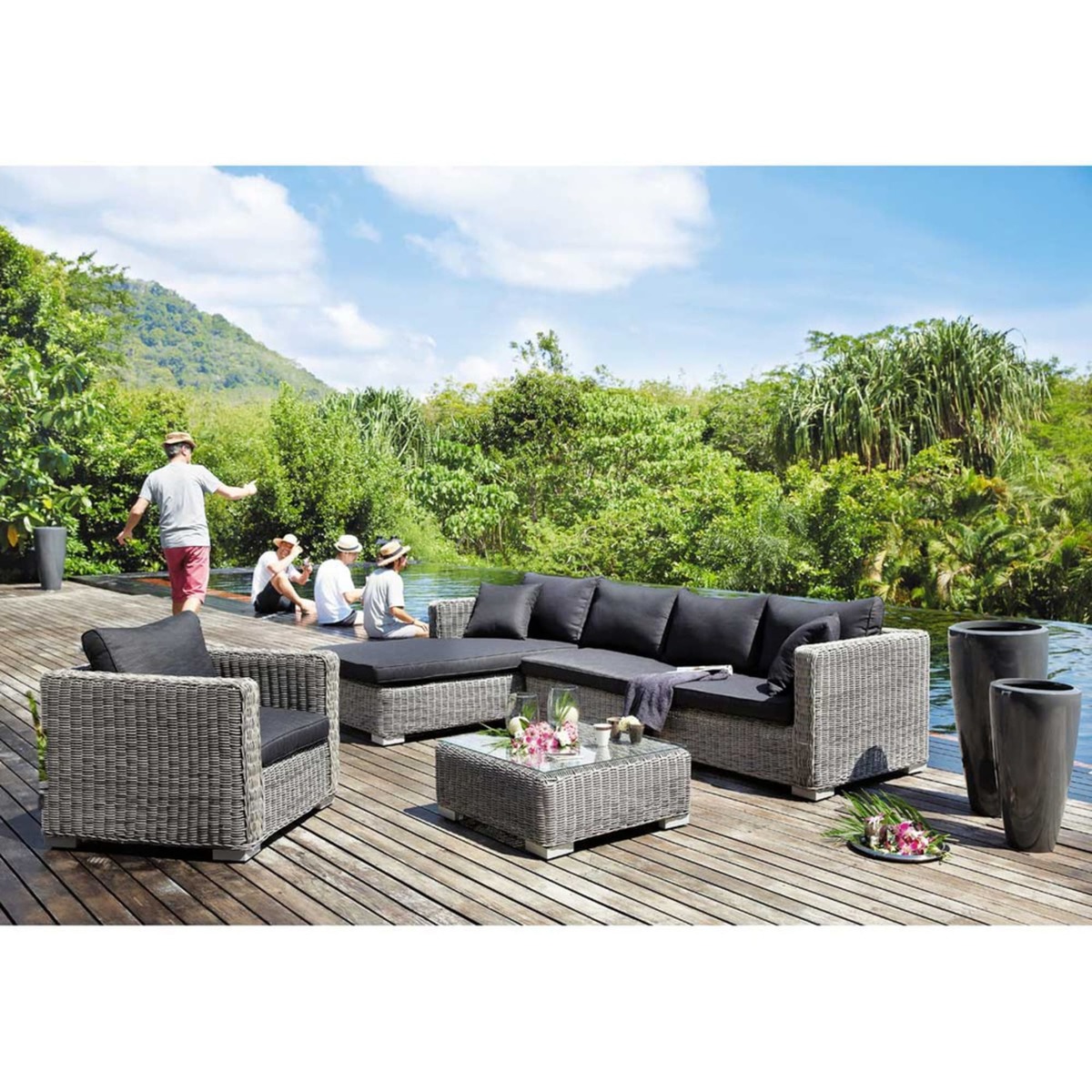 Tempered glass and resin wicker garden coffee table in grey W 77cm Cape Town – image 8