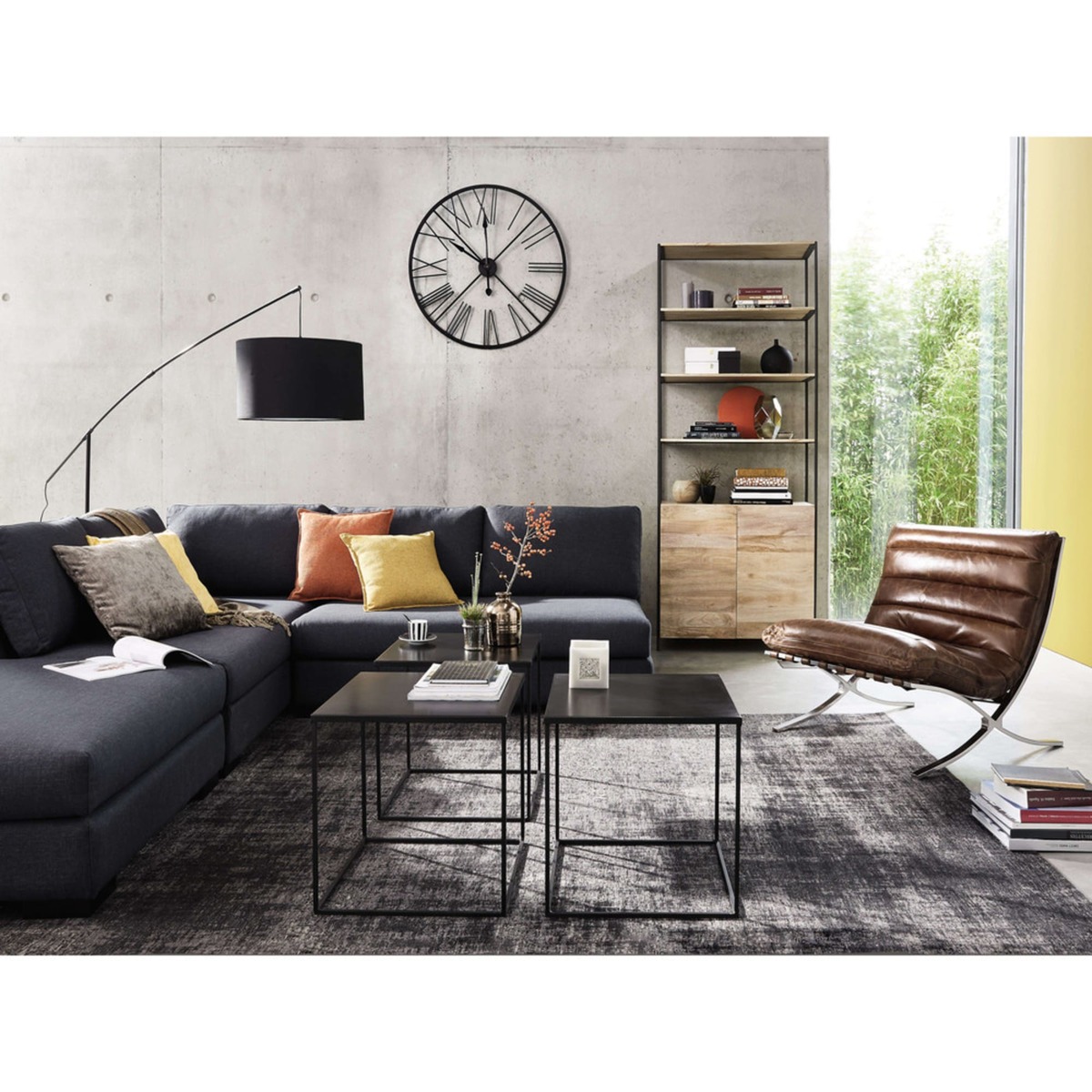 Metal Industrial Coffee Table in Black Edison – image 5