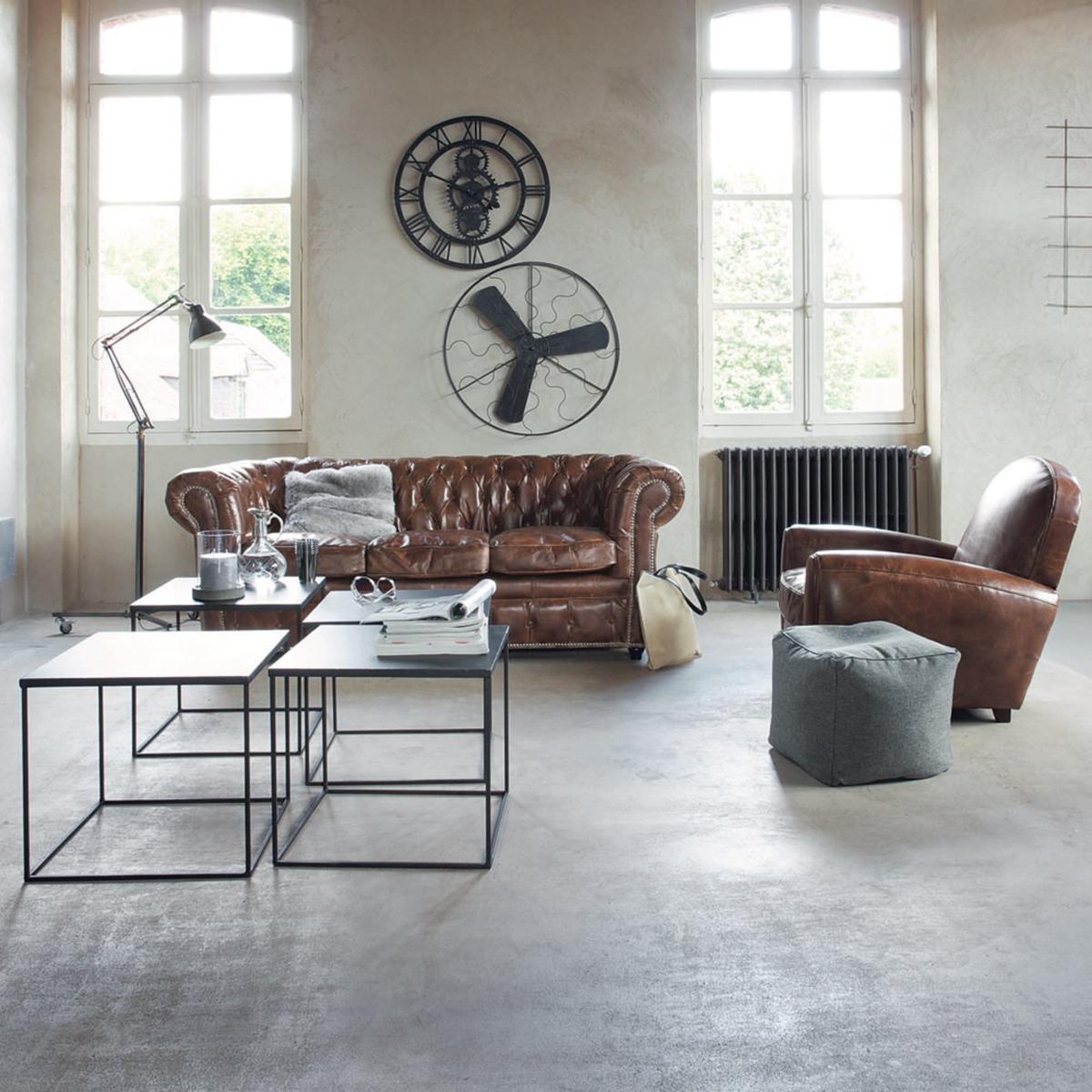 Metal Industrial Coffee Table in Black Edison – image 7