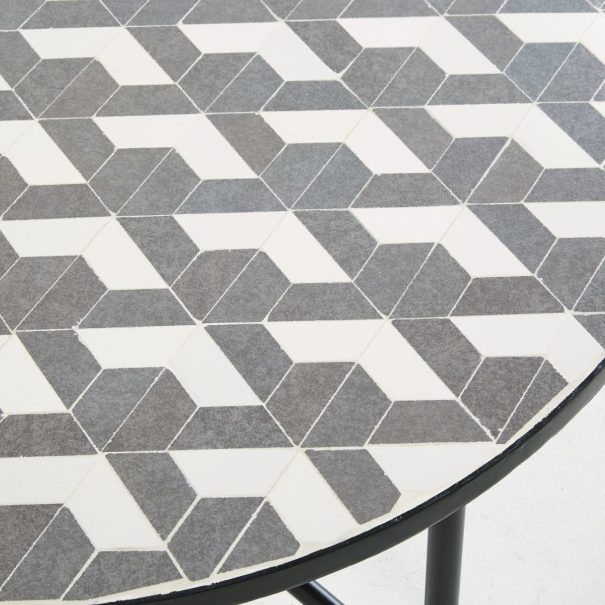 Round White and Grey Ceramic Garden Coffee Table Madagascar – image 3