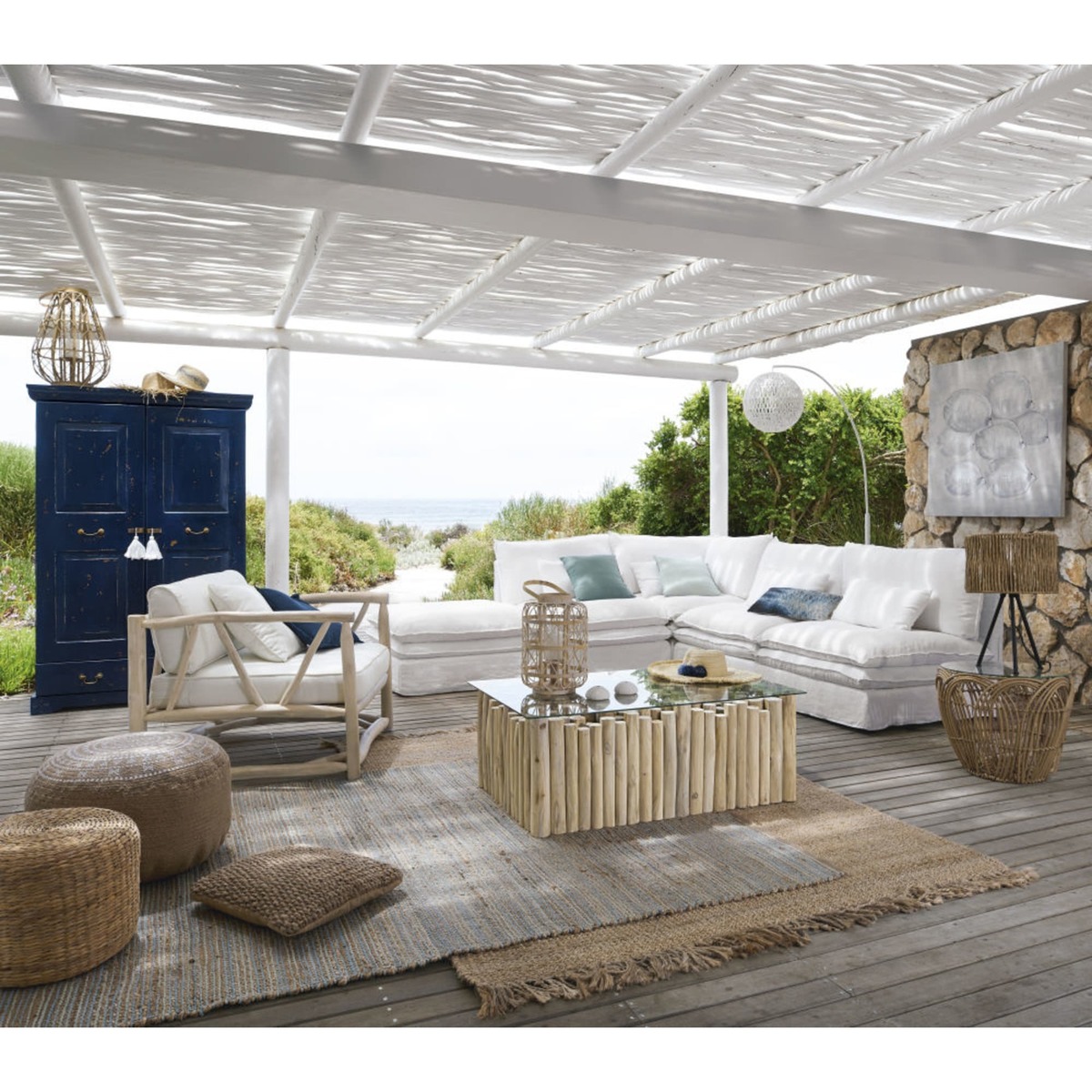Glass and teak coffee table with distressed finish W 110cm Dune – image 2
