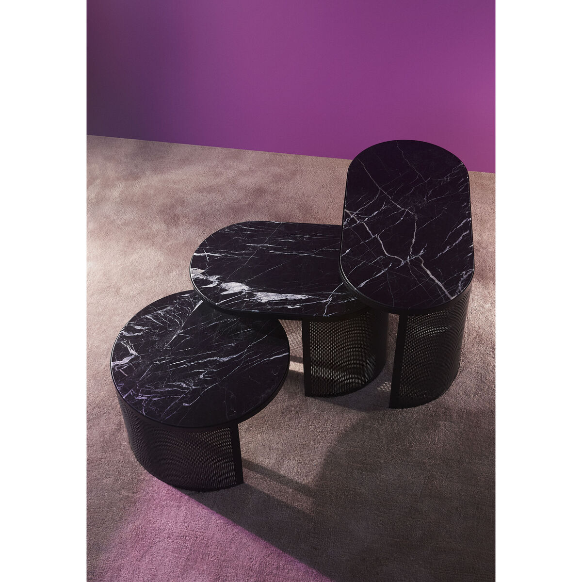 Pausillus Small Coffee table - / Perforated metal & marble by AYTM Black – image 6