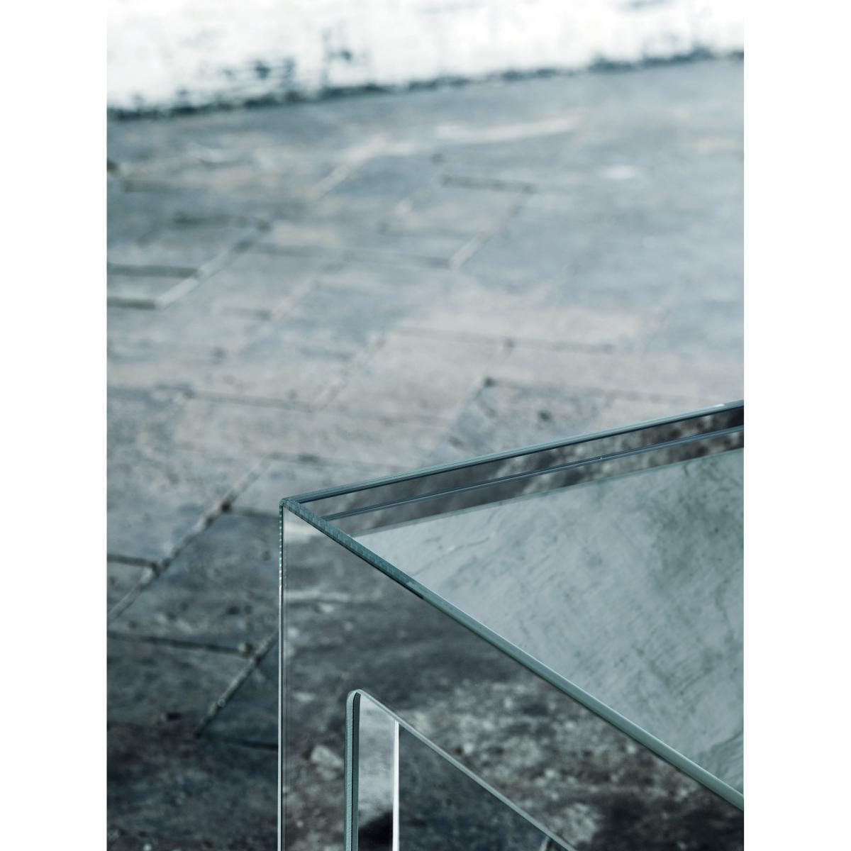 Mirror Mirror Coffee table - 70 x 70 cm by Glas Italia Metal – image 3