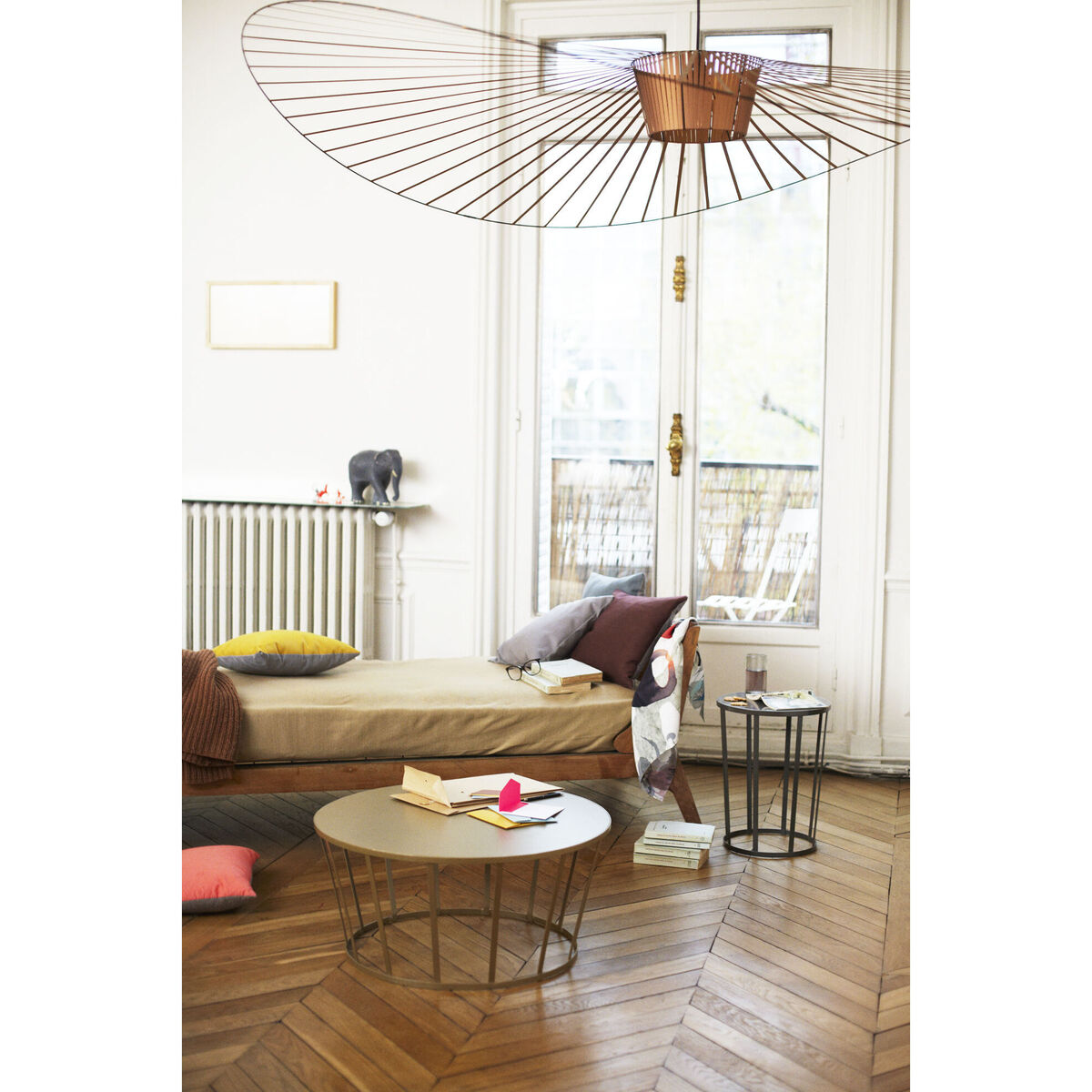 Hollo Coffee table - H 33 cm by Petite Friture Grey/Black – image 3