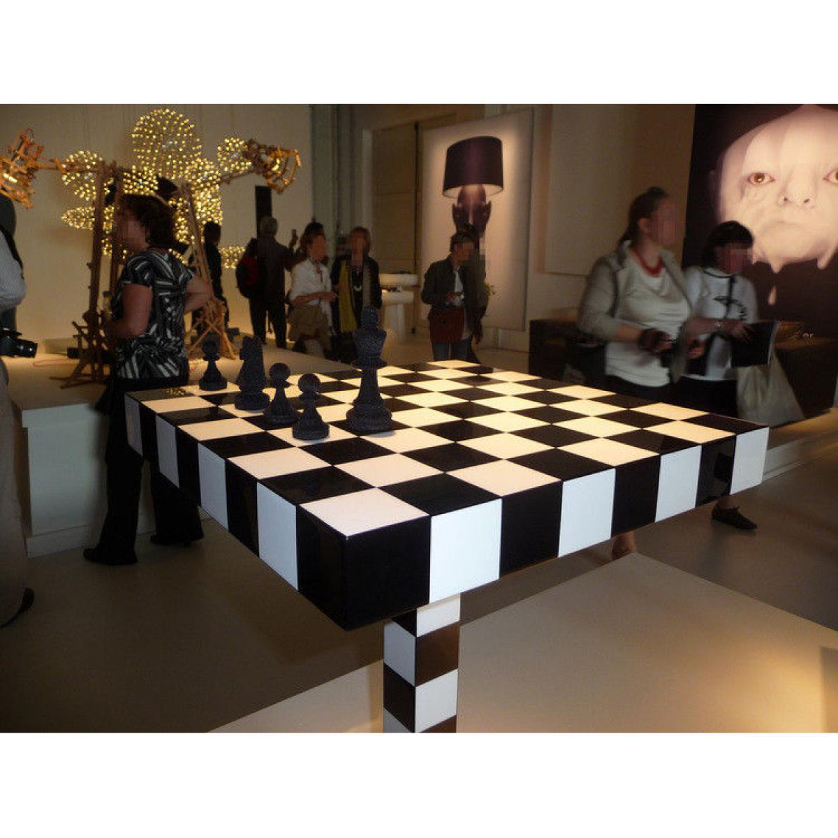 Chess Table Small table by Moooi White/Black – image 8