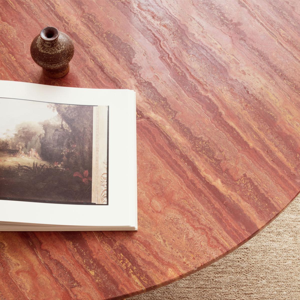 Gubi Epic coffee table Red ø60 – image 4