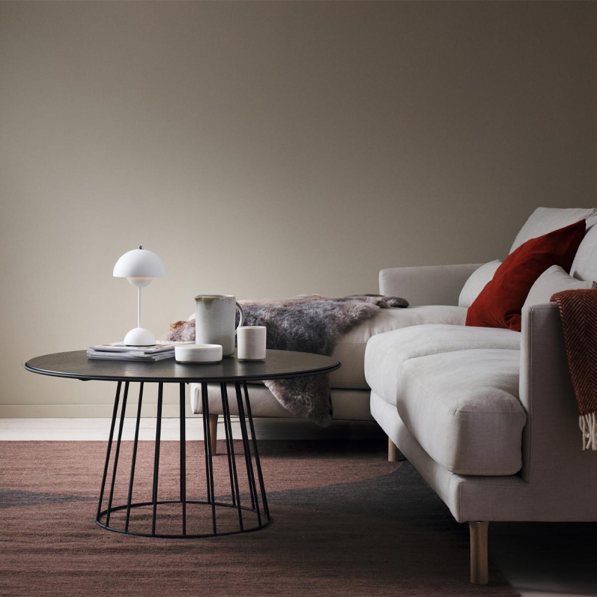 1898 Lidhem coffee table Ø90 cm Black lacquered oak – image 5