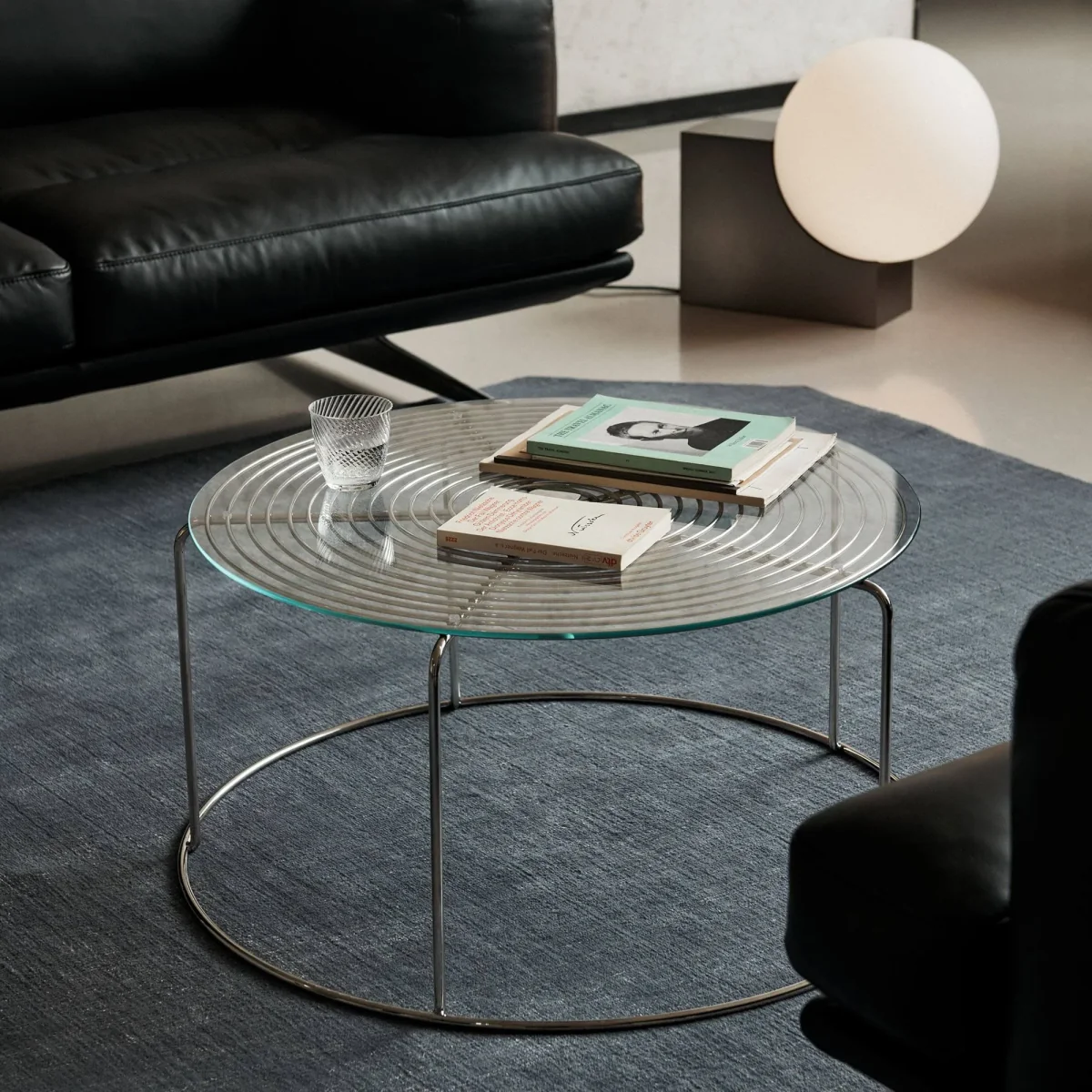 &Tradition WIre VP17 coffee table Stainless steel-glass Ø74x36 cm – image 5