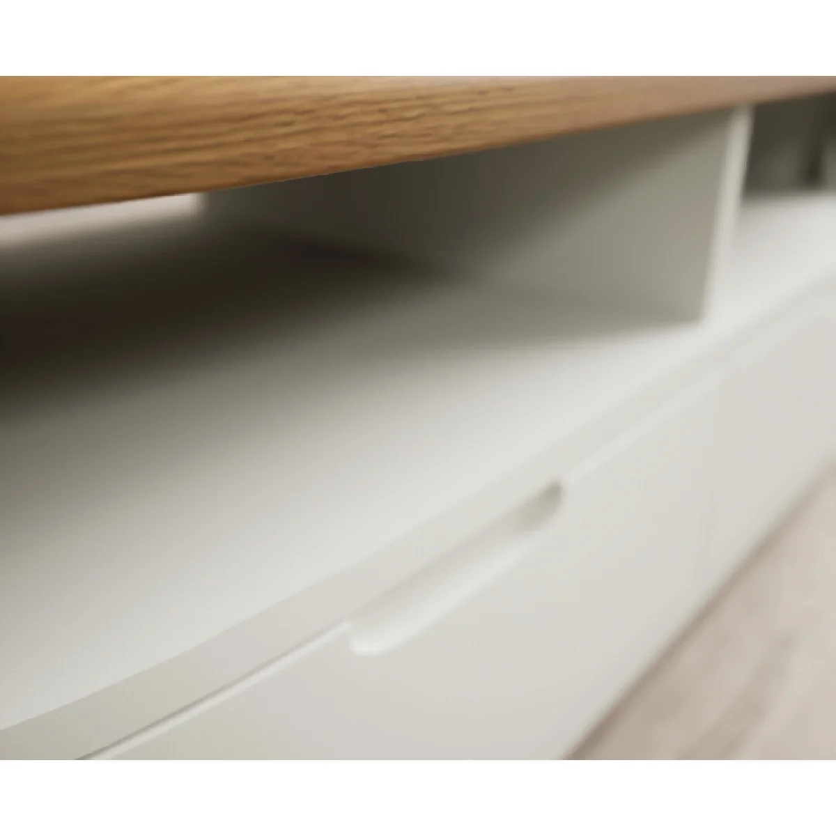 Bradwell Oak and Signal White Painted 4 Drawer Coffee Table – image 7