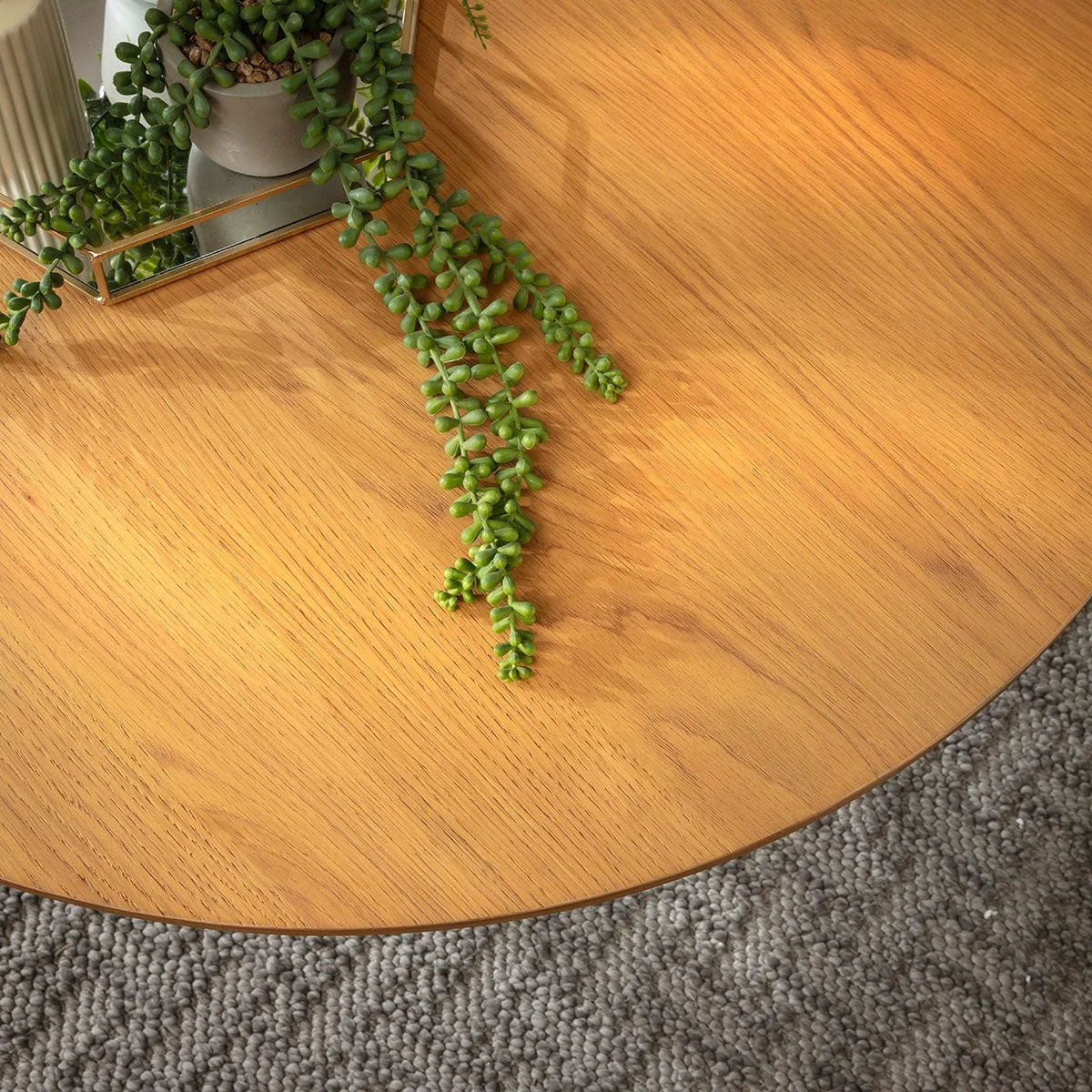 Modern Round Wooden Coffee Table Light Oak Wood Veneer 90cm – image 4