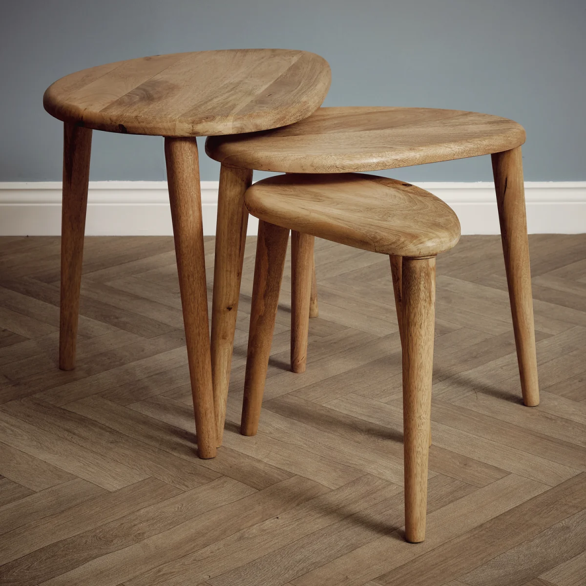 3 Piece Nesting Coffee Table Set - Light Oak – image 3