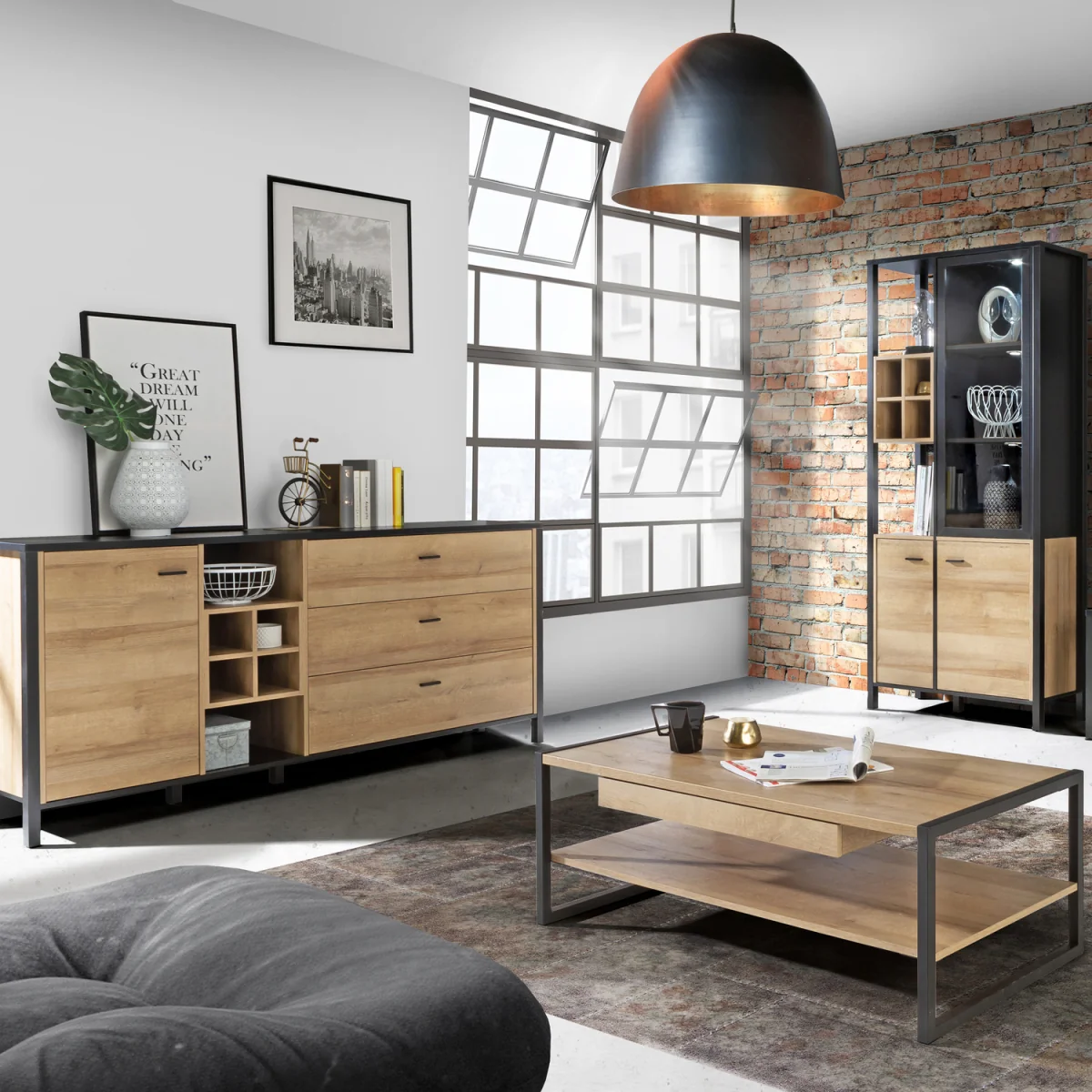 High Rock Coffee Table in Riviera Oak - Black & Riviera Oak – image 6