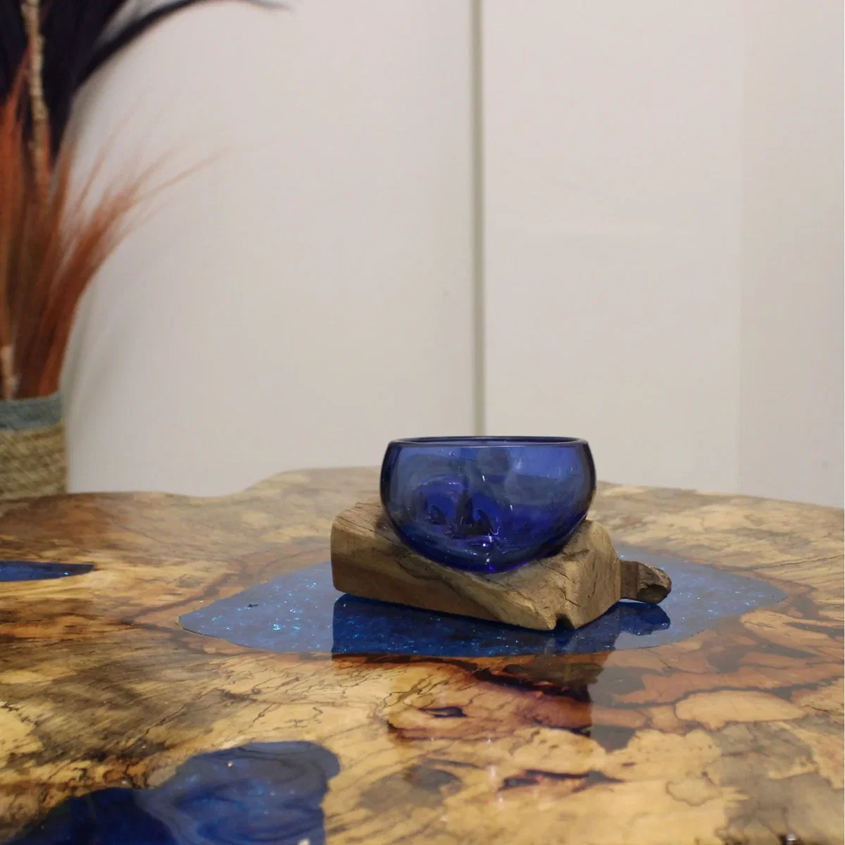 Tamarind & Resin Sky Blue Coffee Table Unique Modern Wooden Accent - Sky Blue – image 9
