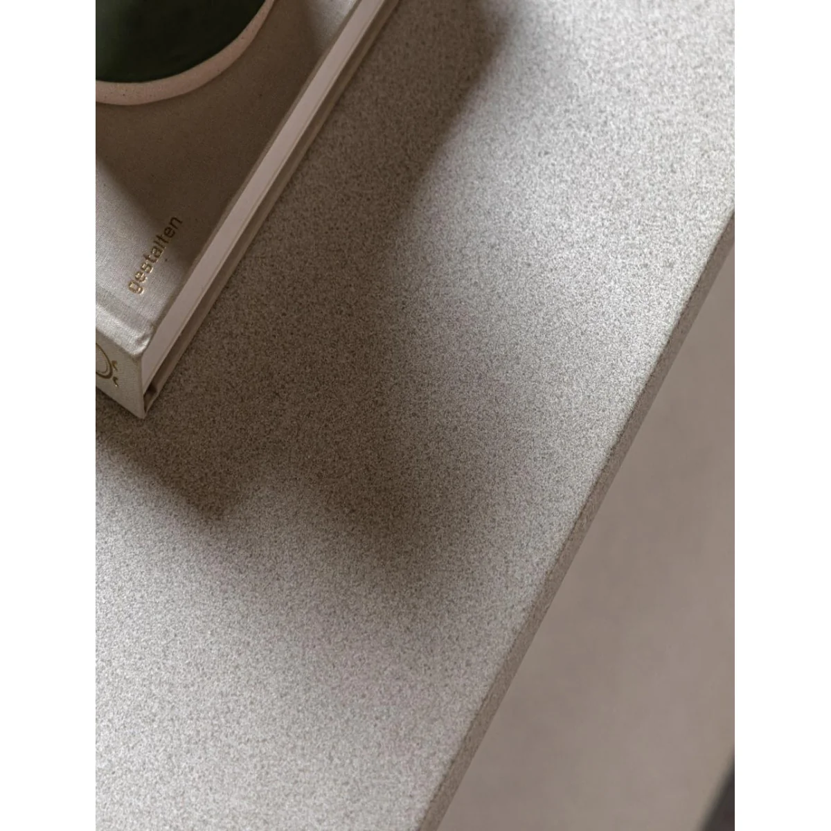 Minty Coffee Table – image 3