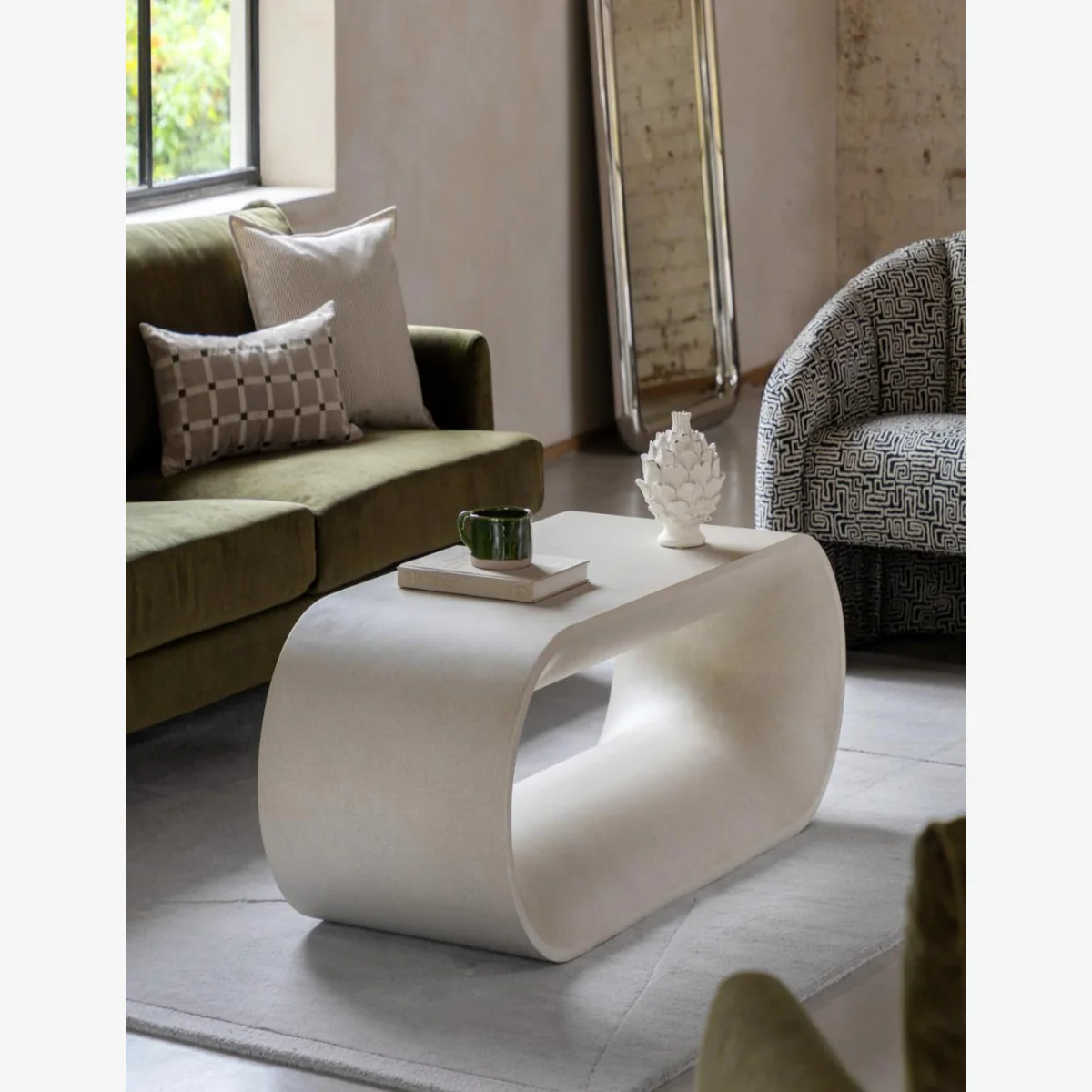 Minty Coffee Table – image 1