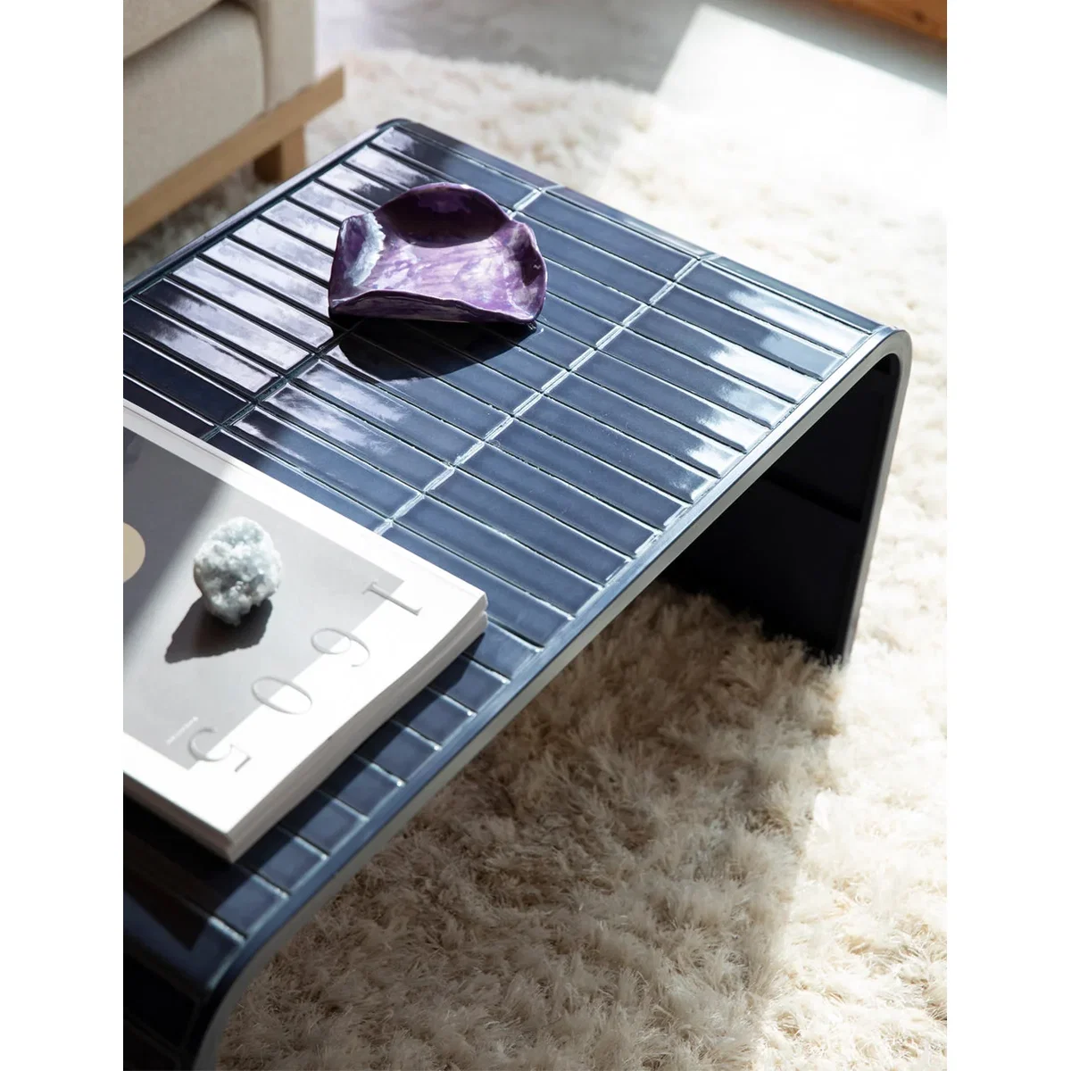 RikRak coffee table with Blue Tiles – image 5