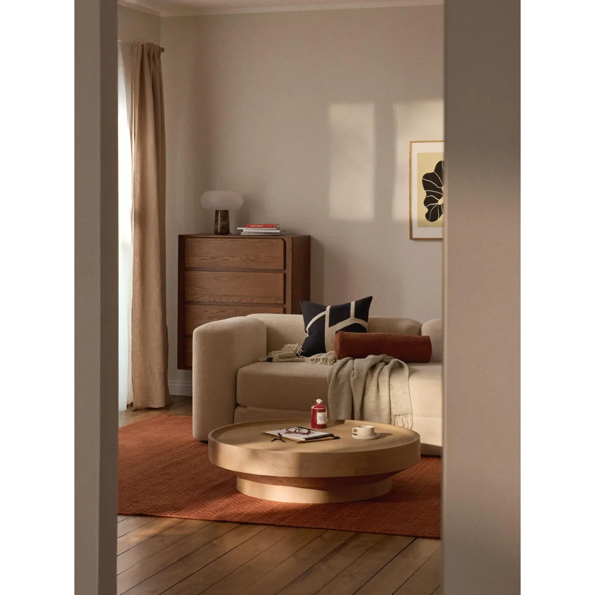 Round XL Mango Wood Coffee Table Benno – image 2