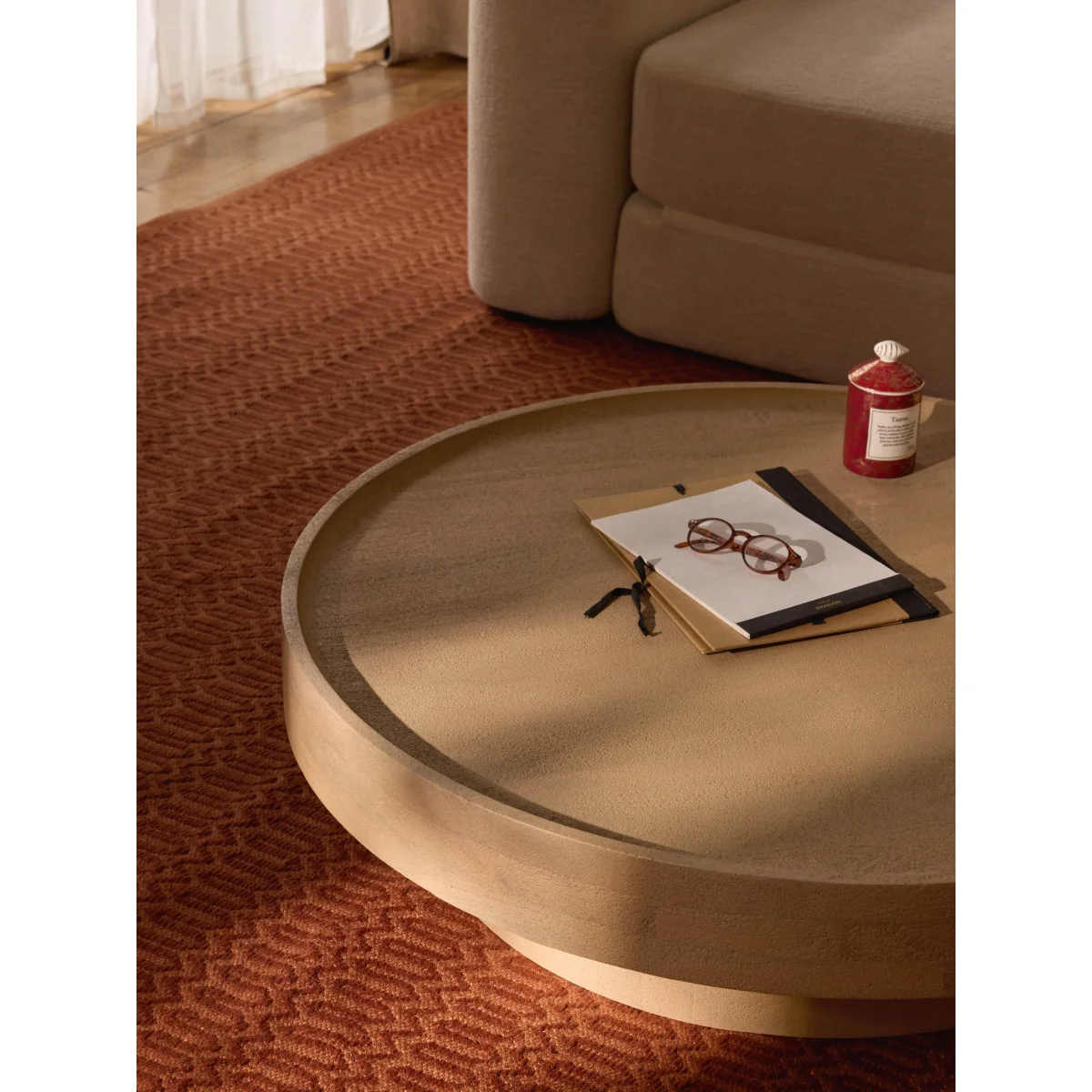 Round XL Mango Wood Coffee Table Benno – image 8