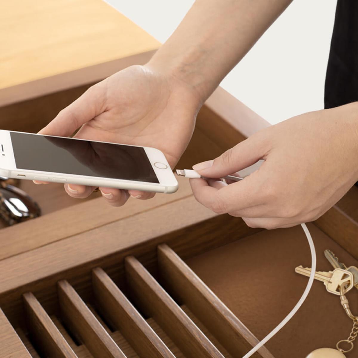 Beatrice Console Table W/ Charging Box – image 5
