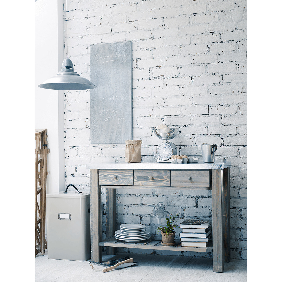 Chatsworth Console Table – image 2