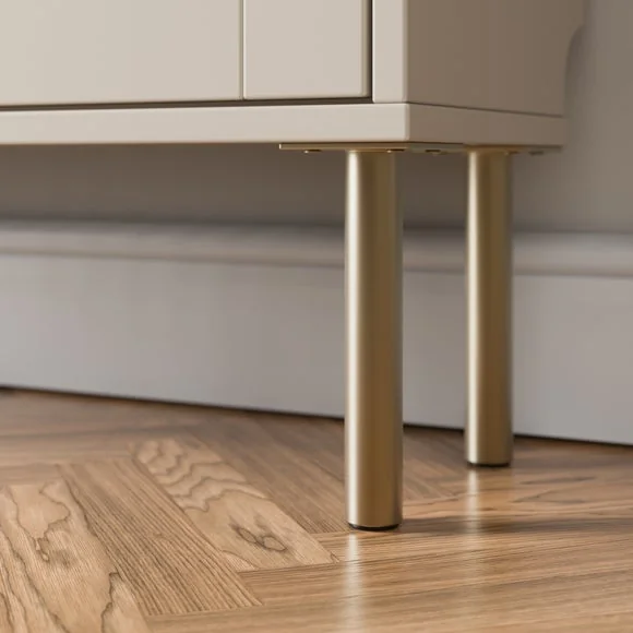 Georgi Radiator Cover – image 5
