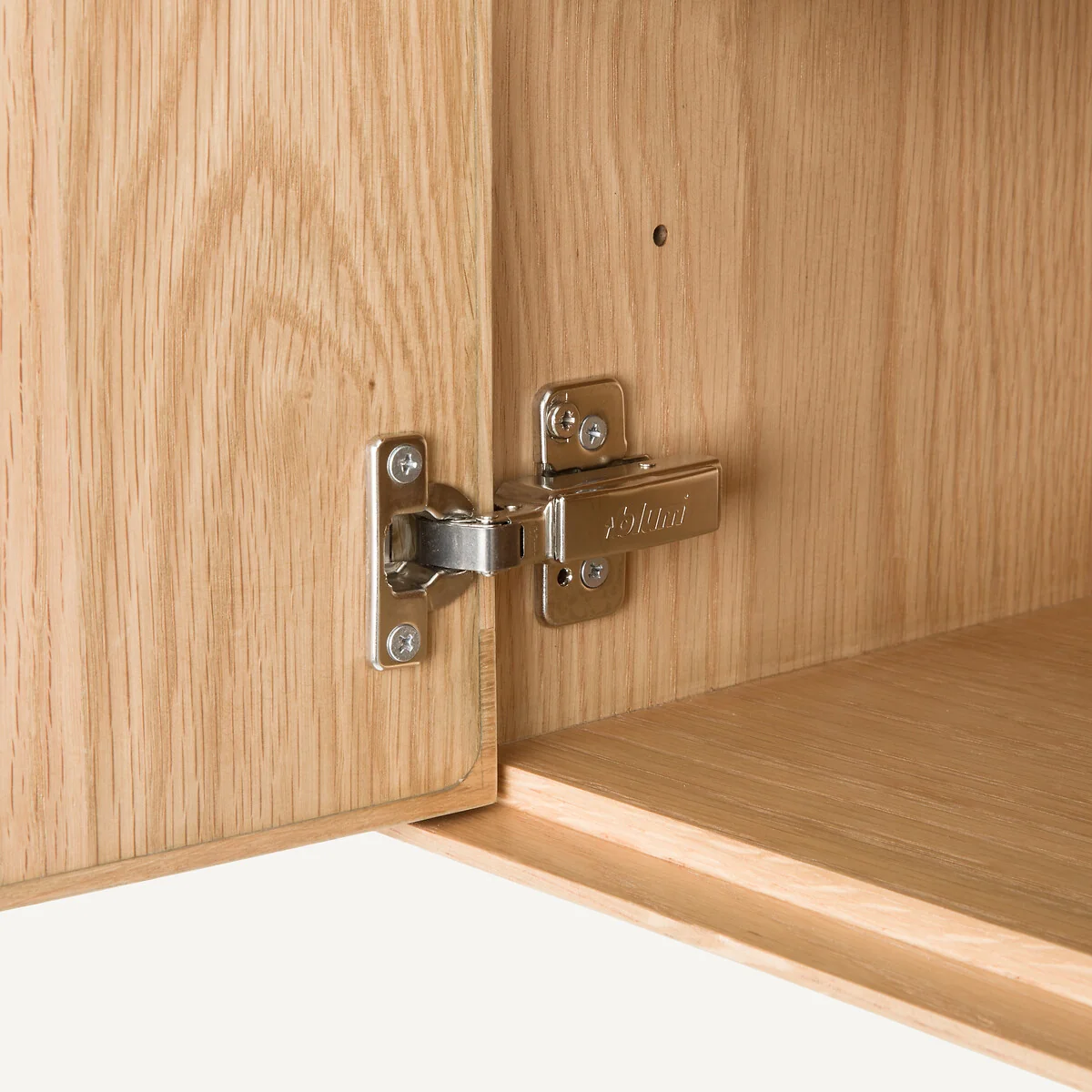 Mikube Wall-Mounted Console Table in Oak and Oak Veneer – image 7