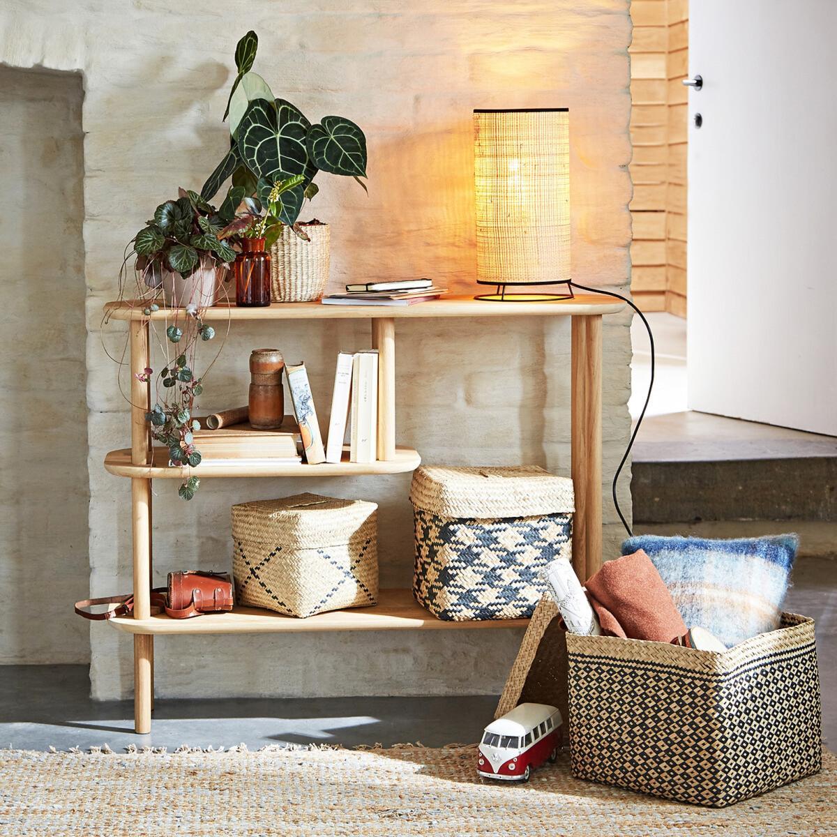 Crueso Asymmetric Solid Oak Console – image 8